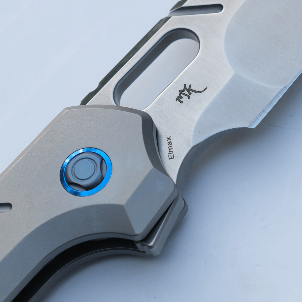 Vosteed RSKAOS knife detail: Elmax steel blade
