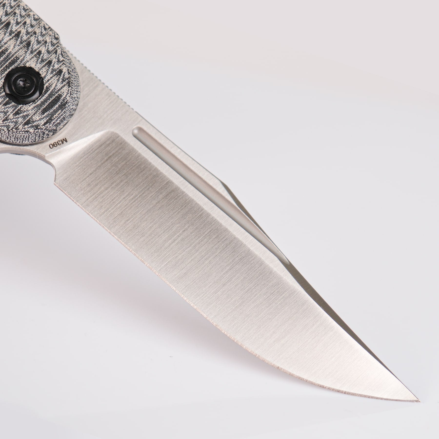 Vosteed Bellamy knife with M390 blade - close up