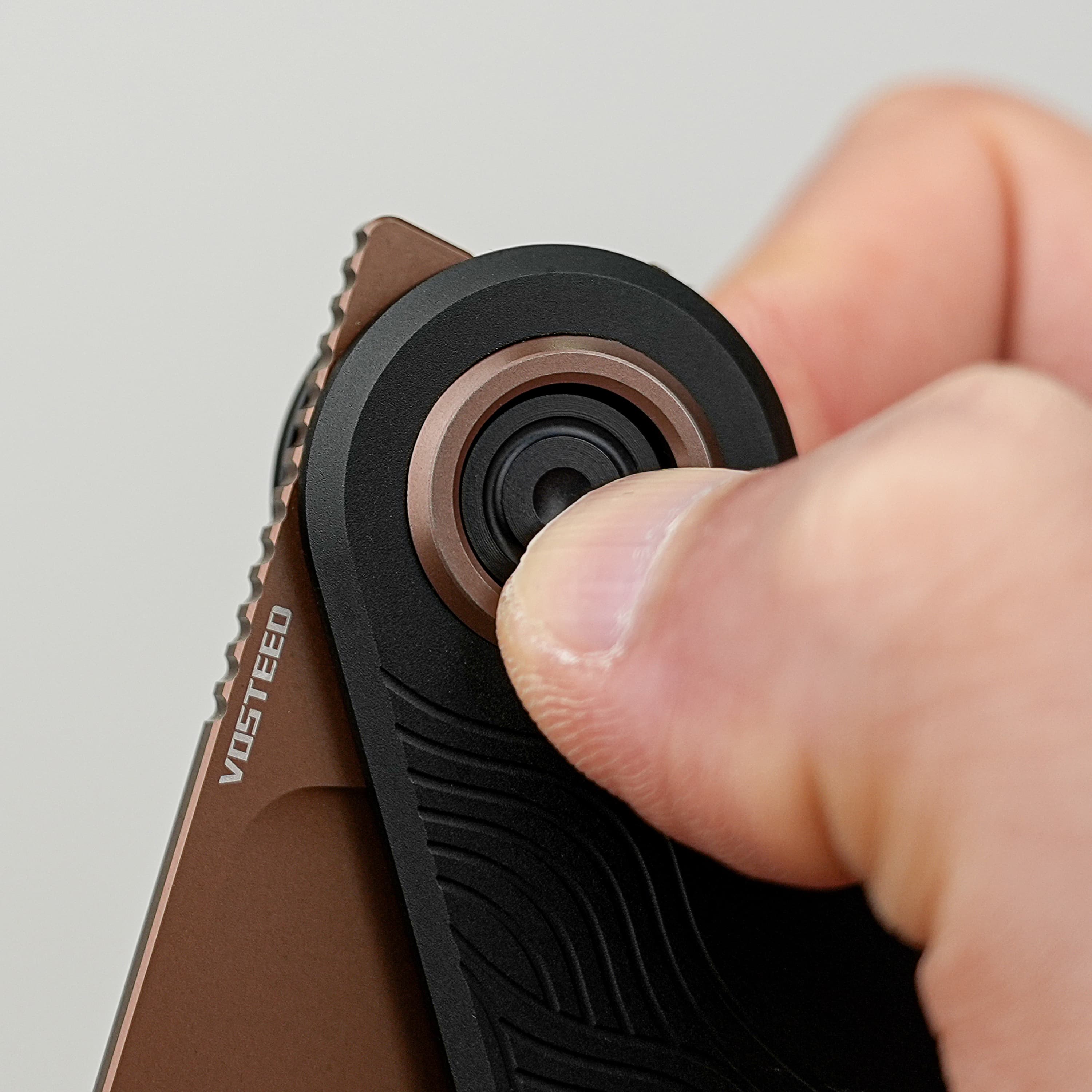 Corgi® V - Vanchor lock® (2.36" 14C28N Blade & Aluminum Handle) - A3722