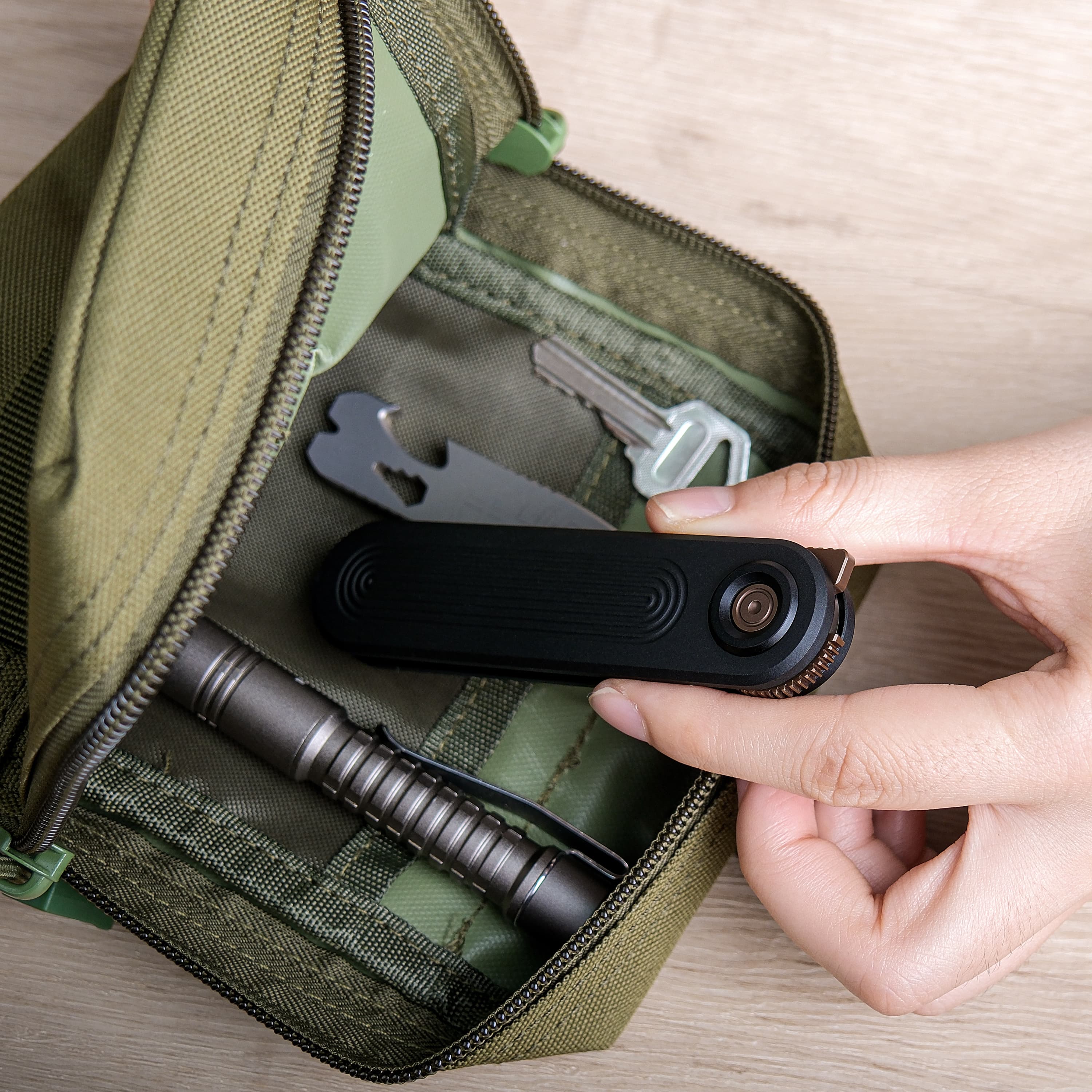 Corgi® V 295 - Vanchor lock® (2.95" S35VN Blade & Aluminum Handle) - A3708