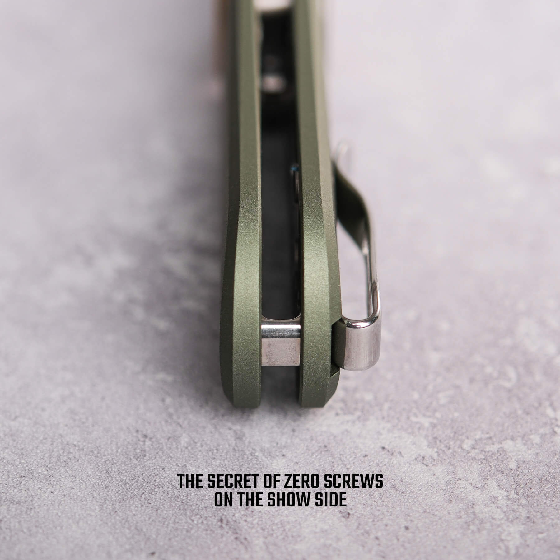Corgi V knife zero-screw design