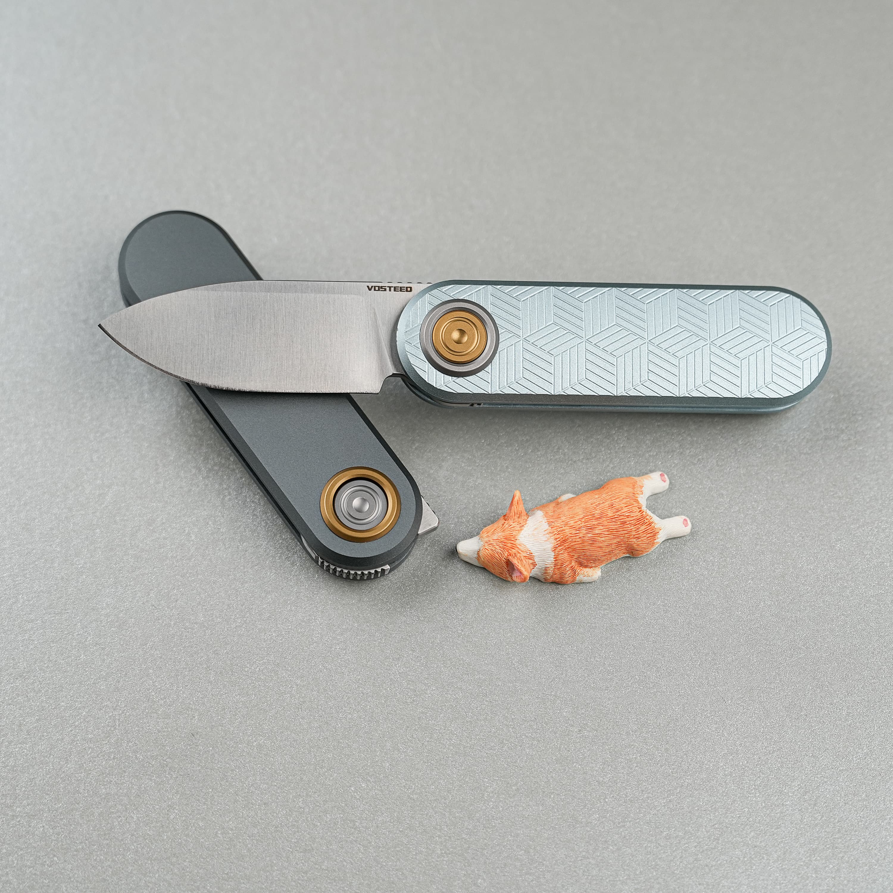 Corgi® V - Vanchor lock® (2.36" 14C28N Blade & Aluminum Handle) - A3725