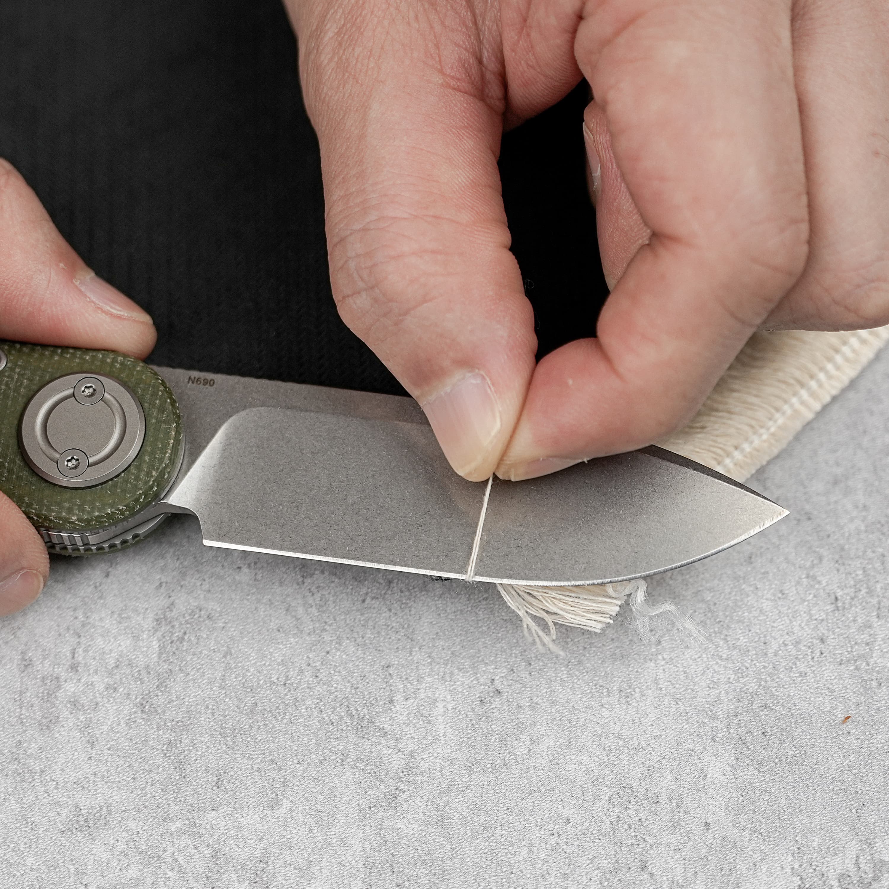 Corgi® V 295 - Vanchor lock® (2.95" N690 Blade & Micarta Handle) - A3710