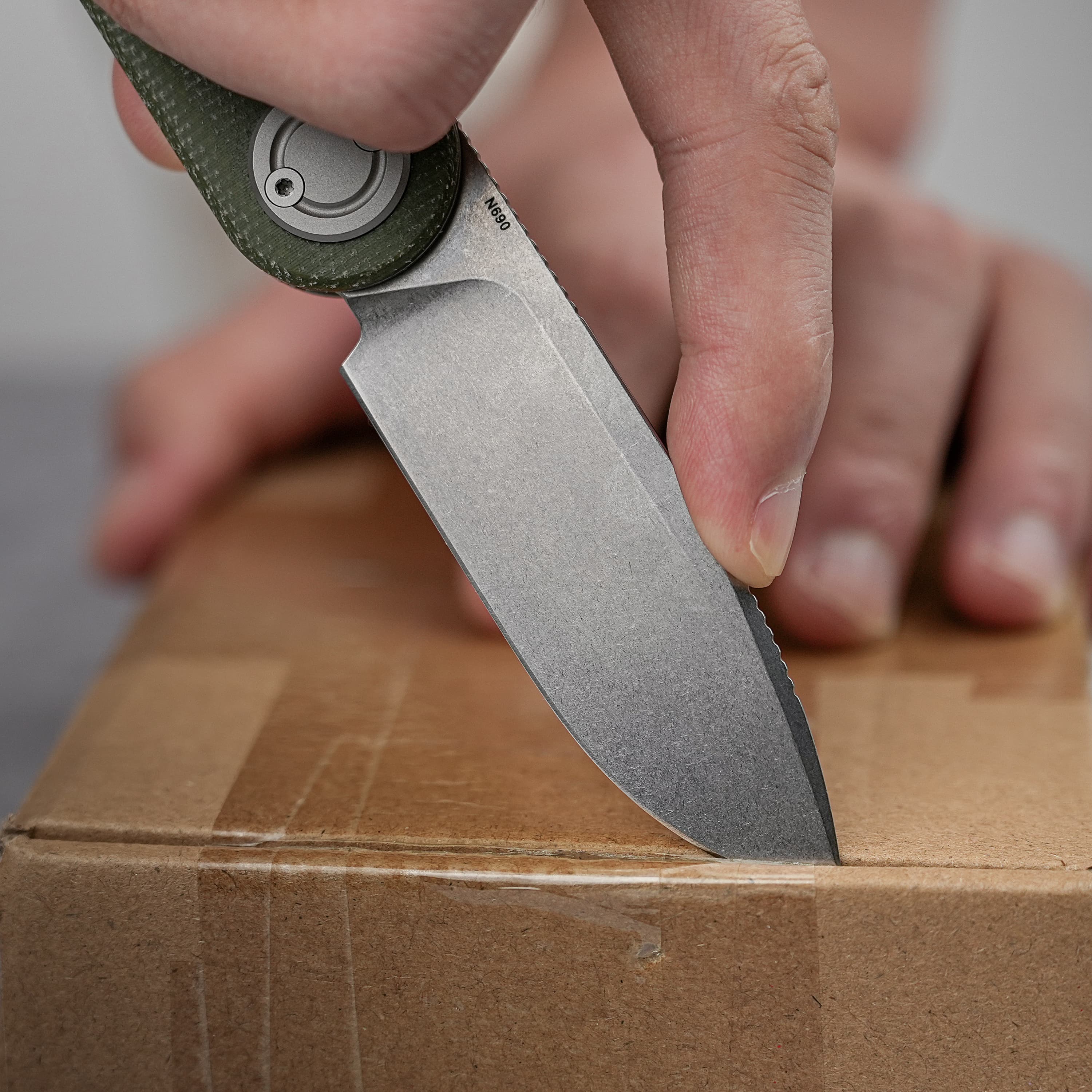 Corgi® V 295 - Vanchor lock® (2.95" N690 Blade & Micarta Handle) - A3710