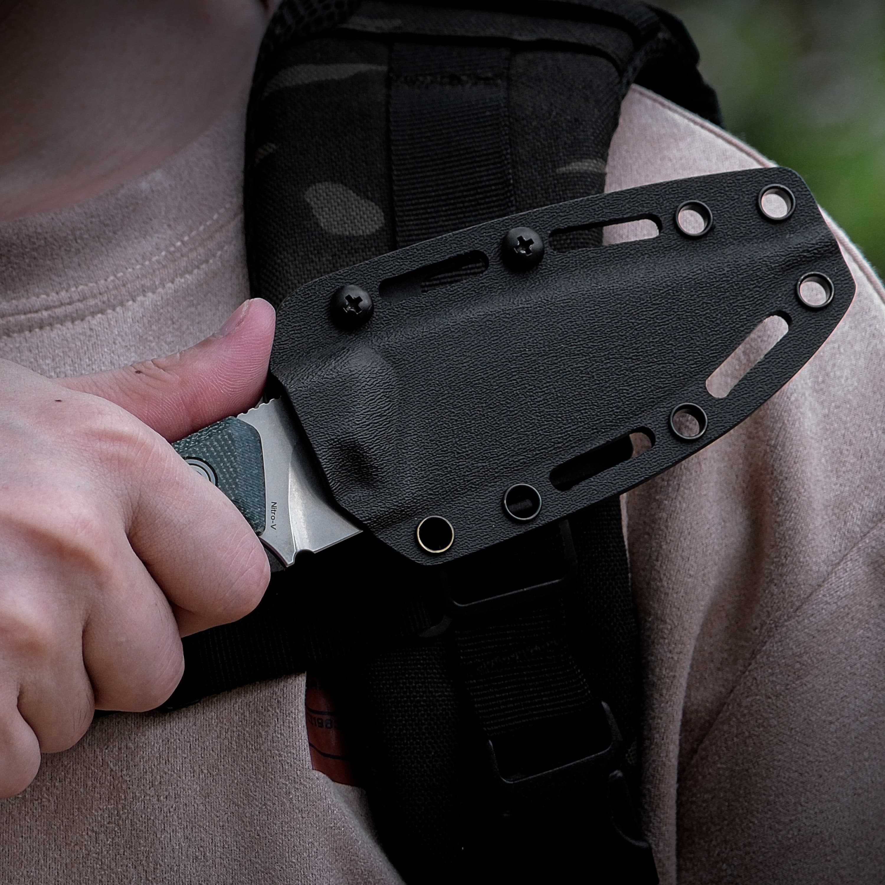 Fullback - Fixed Blade Knife (3.48" Nitro-V Blade & Micarta Handle) - D0302