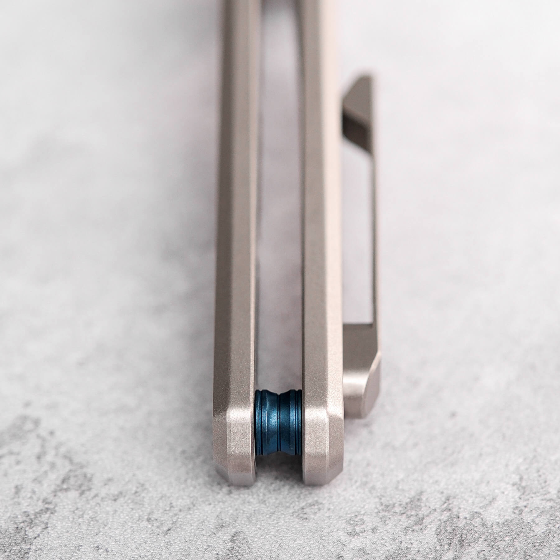Gavko Leopard knife close-up, titanium handle detail