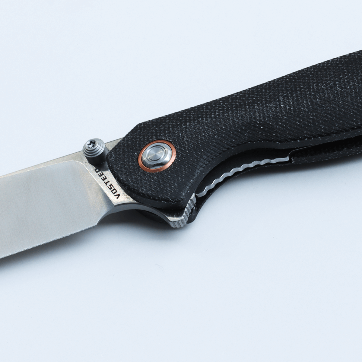 Vosteed Labrador Knife - Detail of Blade and Handle