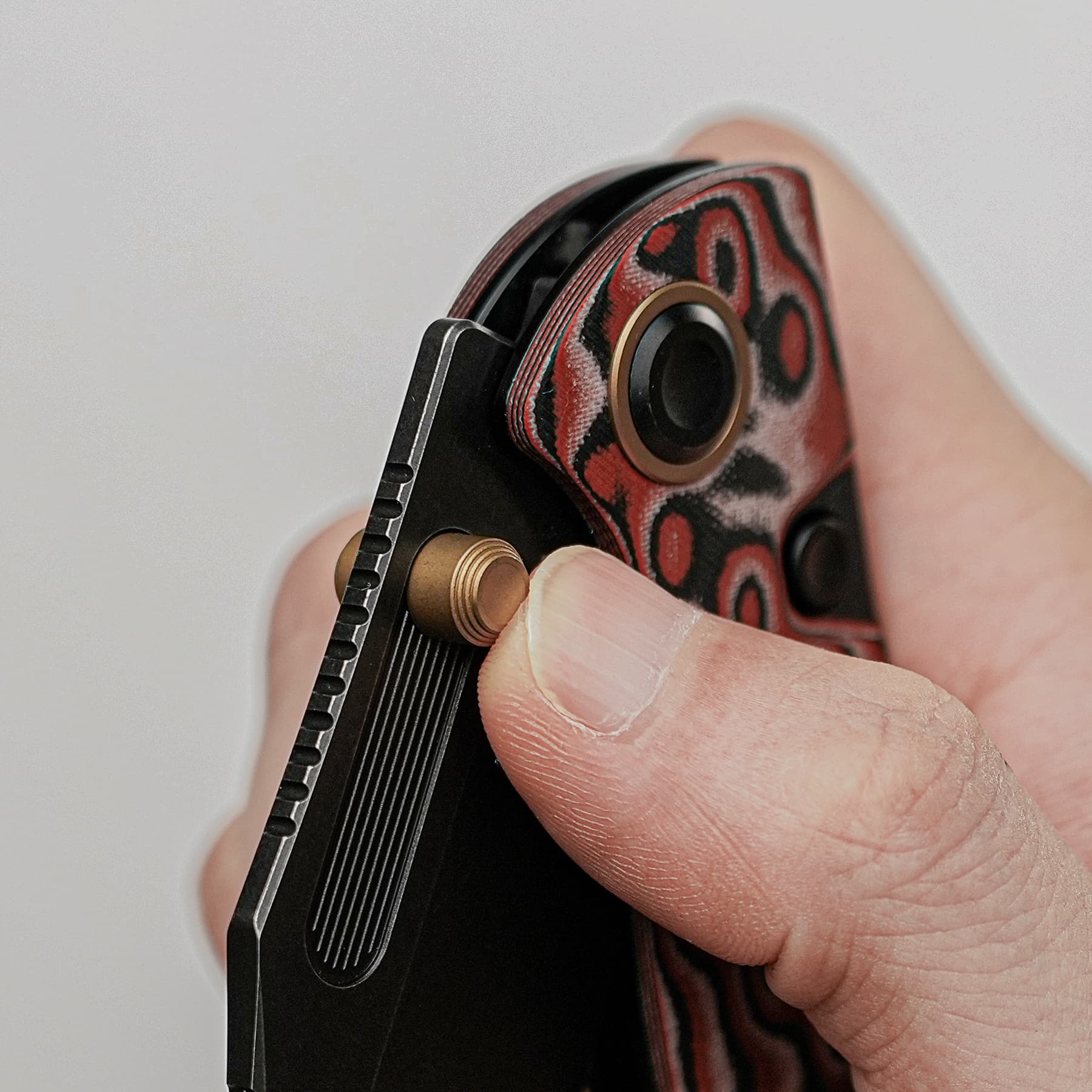 Coming Soon - Naga- Top Liner Lock(3.47" S35VN Blade & Micarta Handle) - A3905