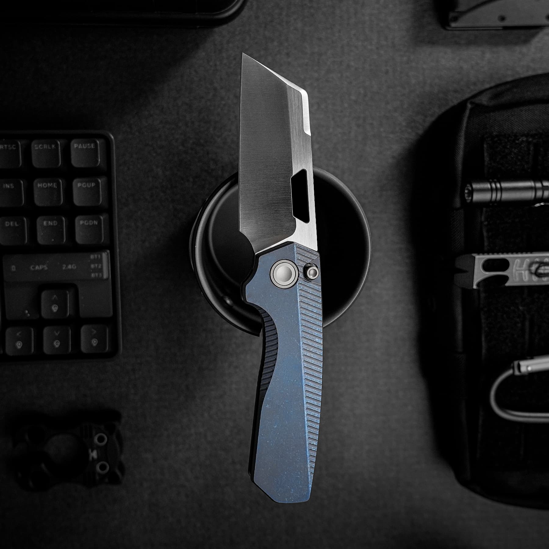 Nip-L - Top Liner Lock (3.15" Elmax Blade & Titanium Handle) - A4202