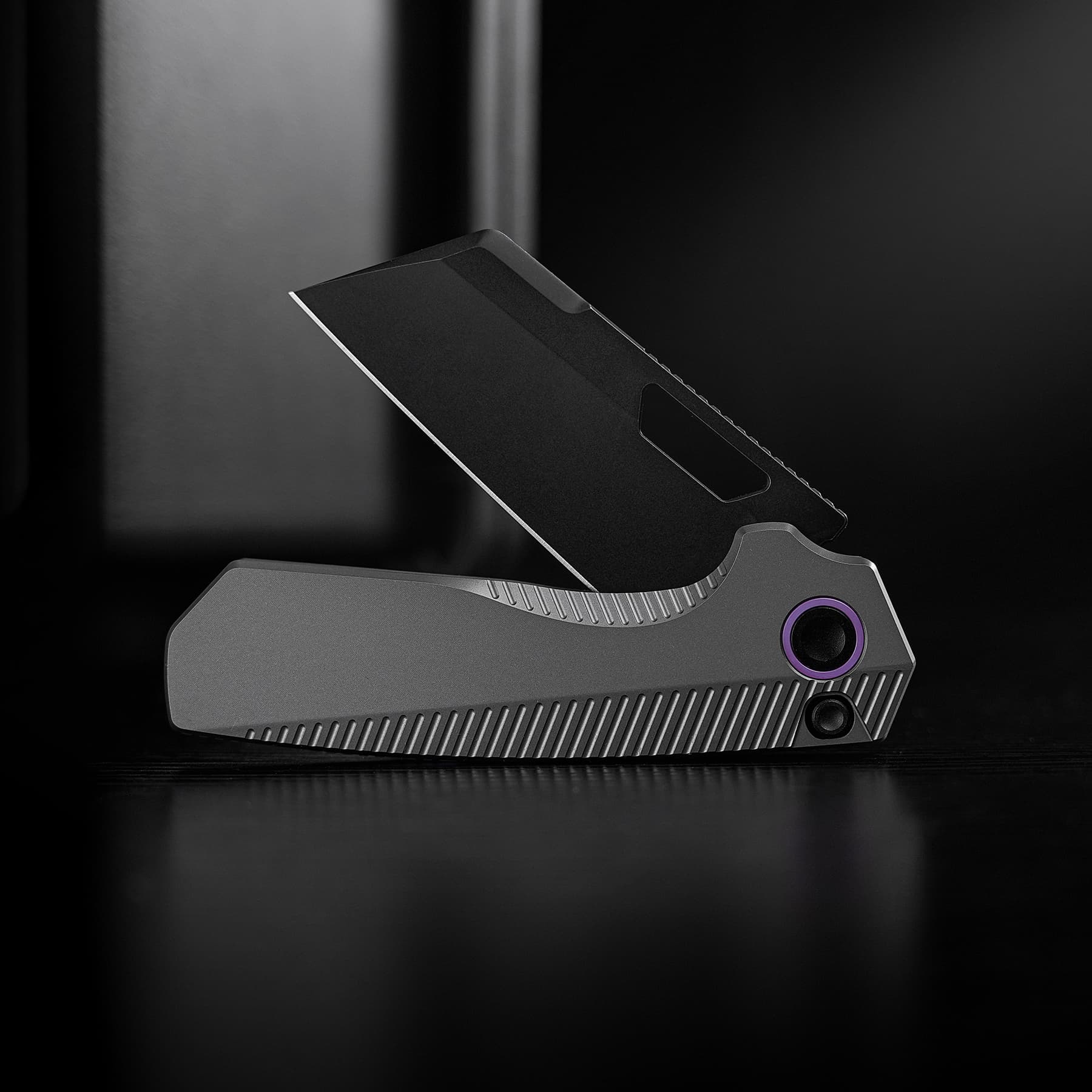 Nip-L - Top Liner Lock (3.15" Elmax Blade & Titanium Handle) - A4203