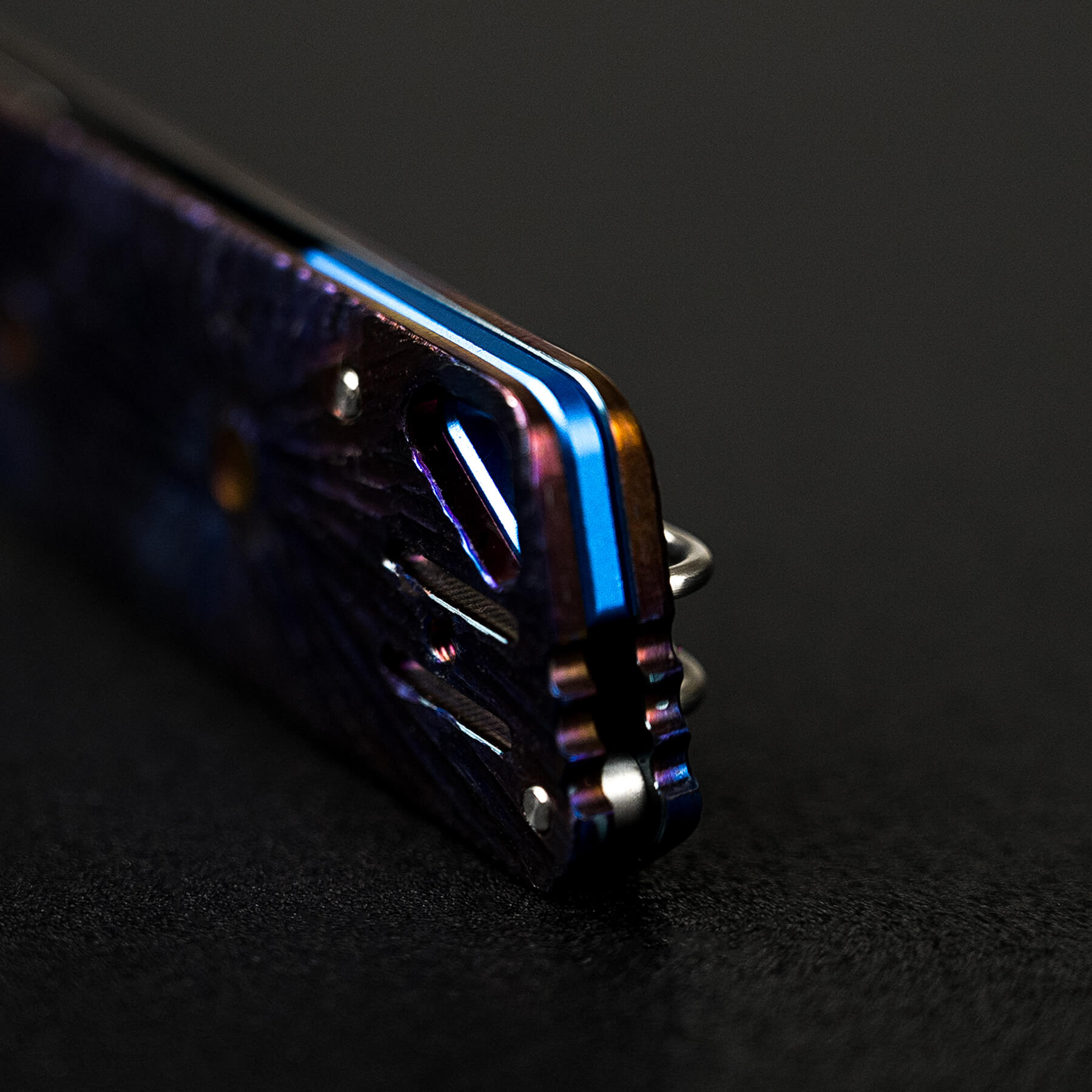 Parallel- Crossbar Lock (2.90" S35VN Blade & Titanium Handle) - A3515