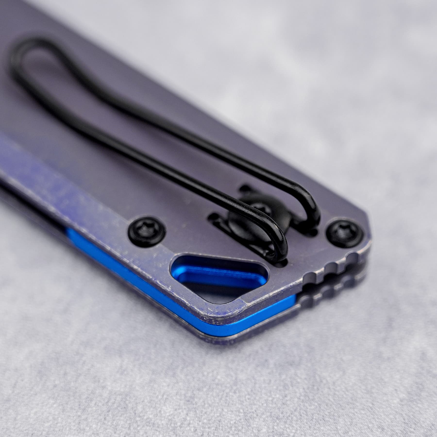 Parallel- Crossbar Lock (2.90" S35VN Blade & Titanium Handle) - A3518