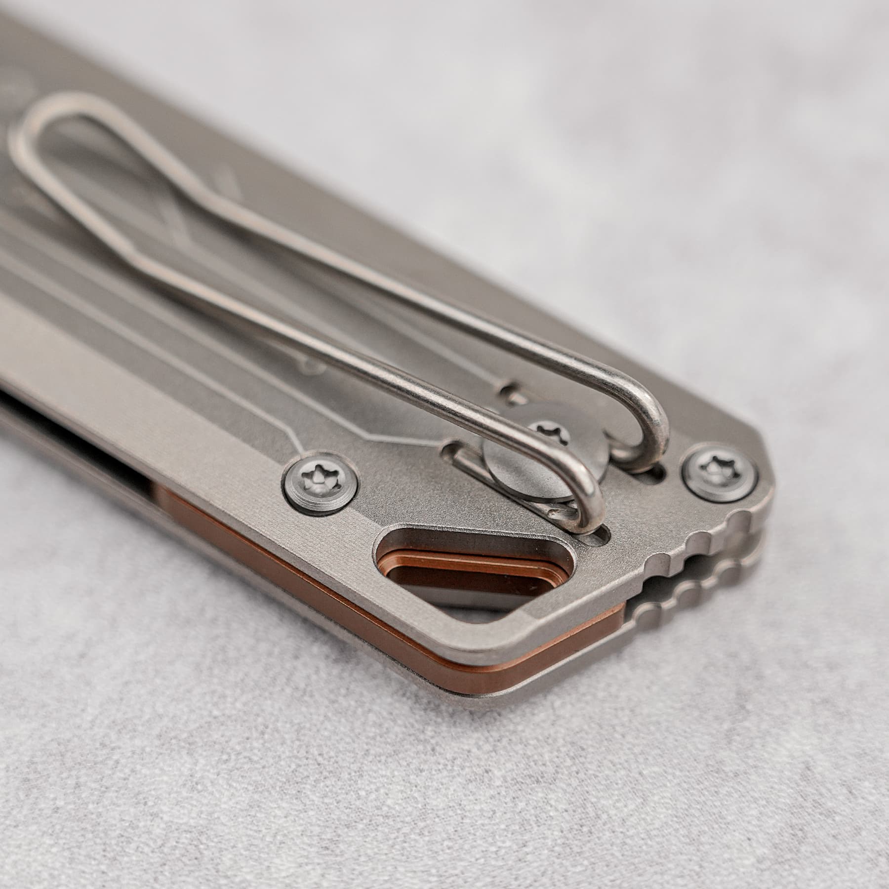 Parallel- Crossbar Lock (2.90" 154CM Blade & Titanium Handle) - A3520