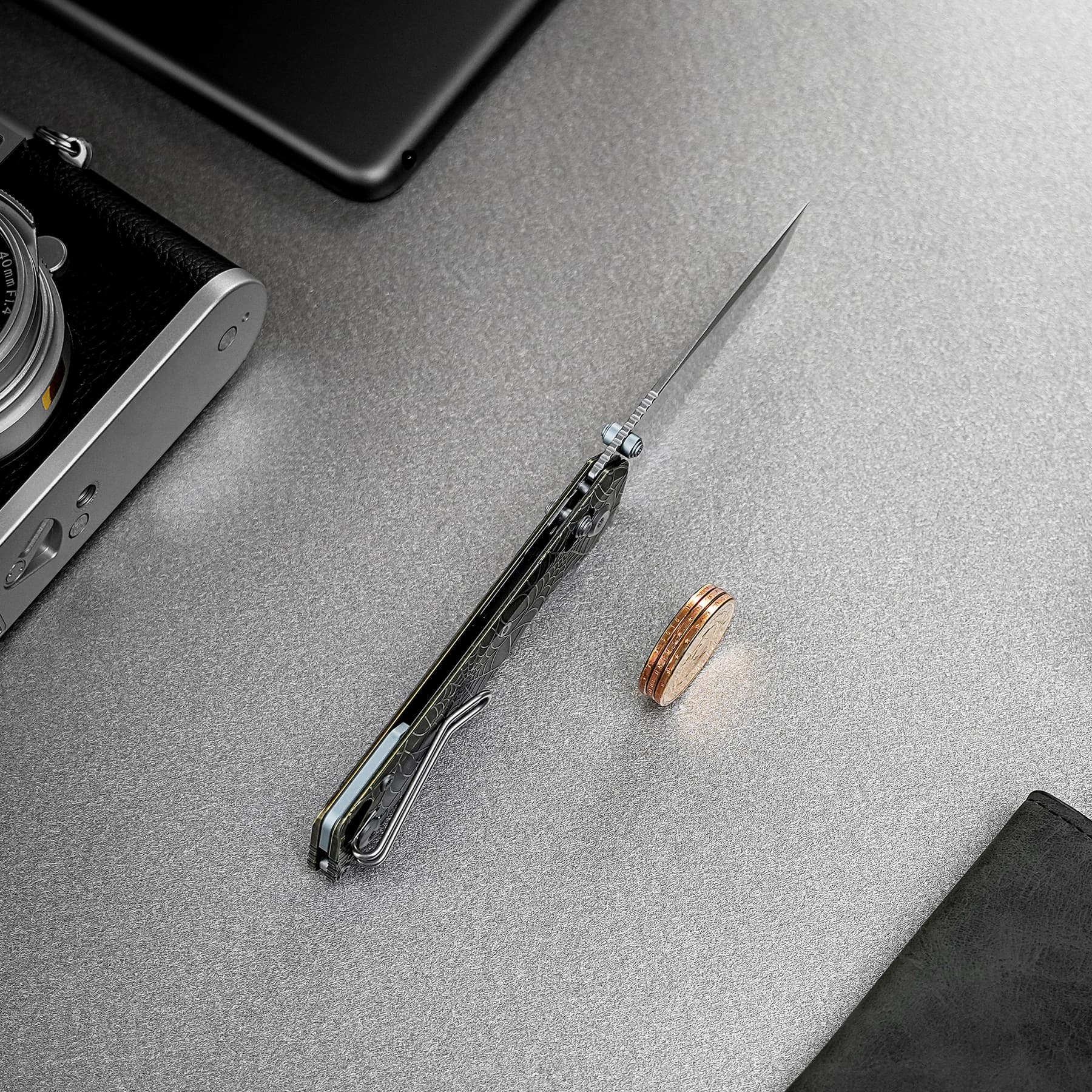 Coming Soon - Parallel- Crossbar Lock (2.90" S35VN Blade & Titanium Handle) - A3523