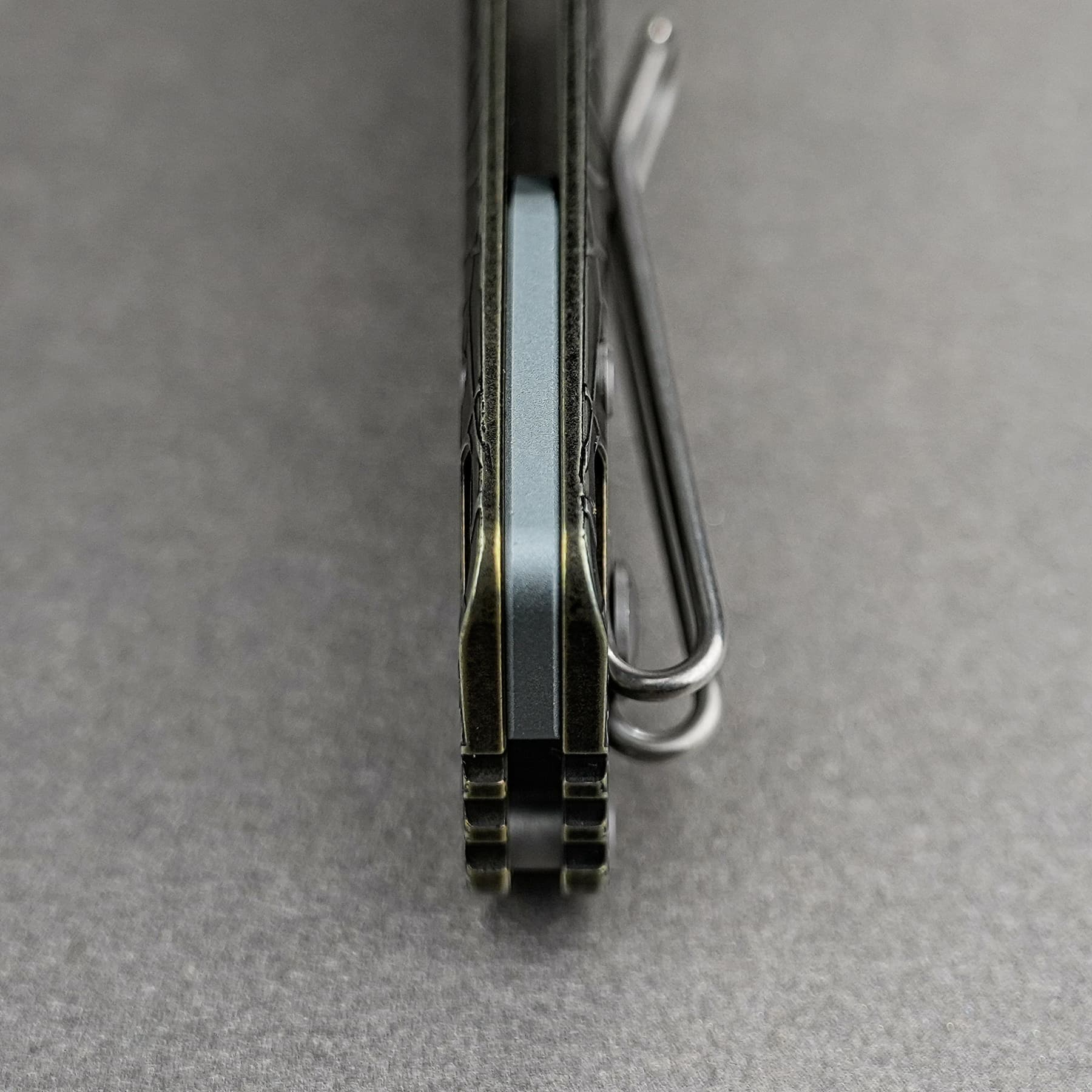 Coming Soon - Parallel- Crossbar Lock (2.90" S35VN Blade & Titanium Handle) - A3523