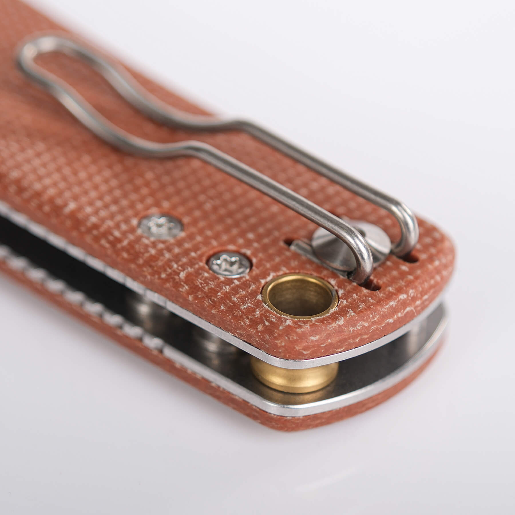 Vosteed Porcupine: Micarta handle, pocket clip detail