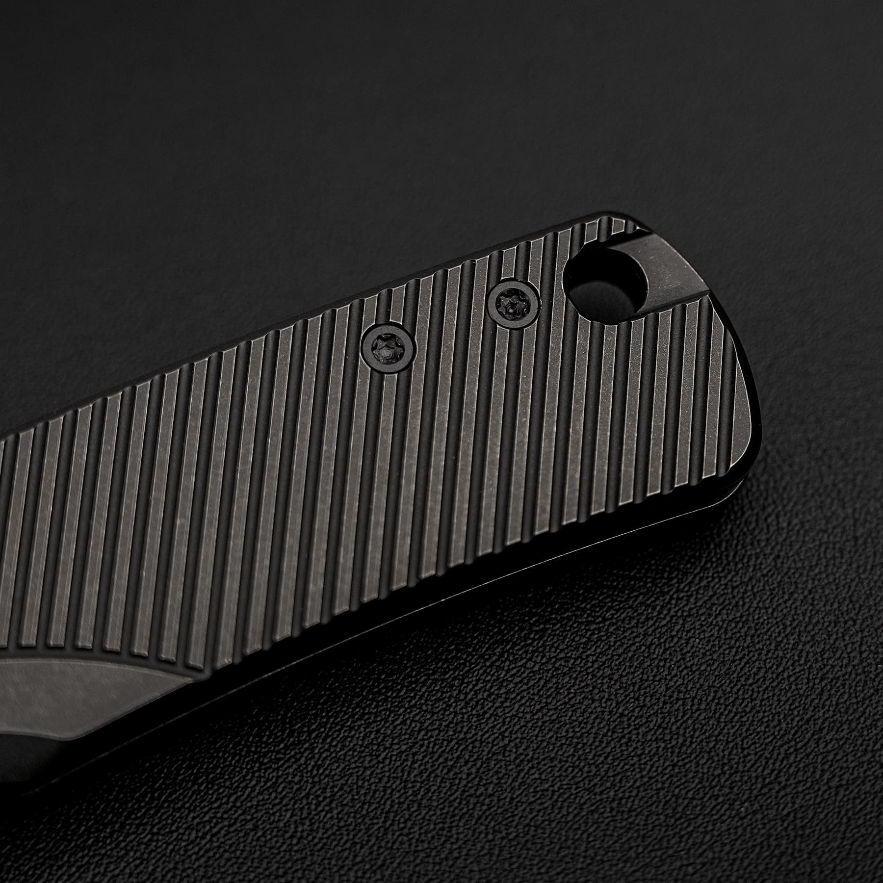 Porcupine TiSlim™ - Top Liner Lock (3.04" 154CM Blade & Titanium Handle) - A4802