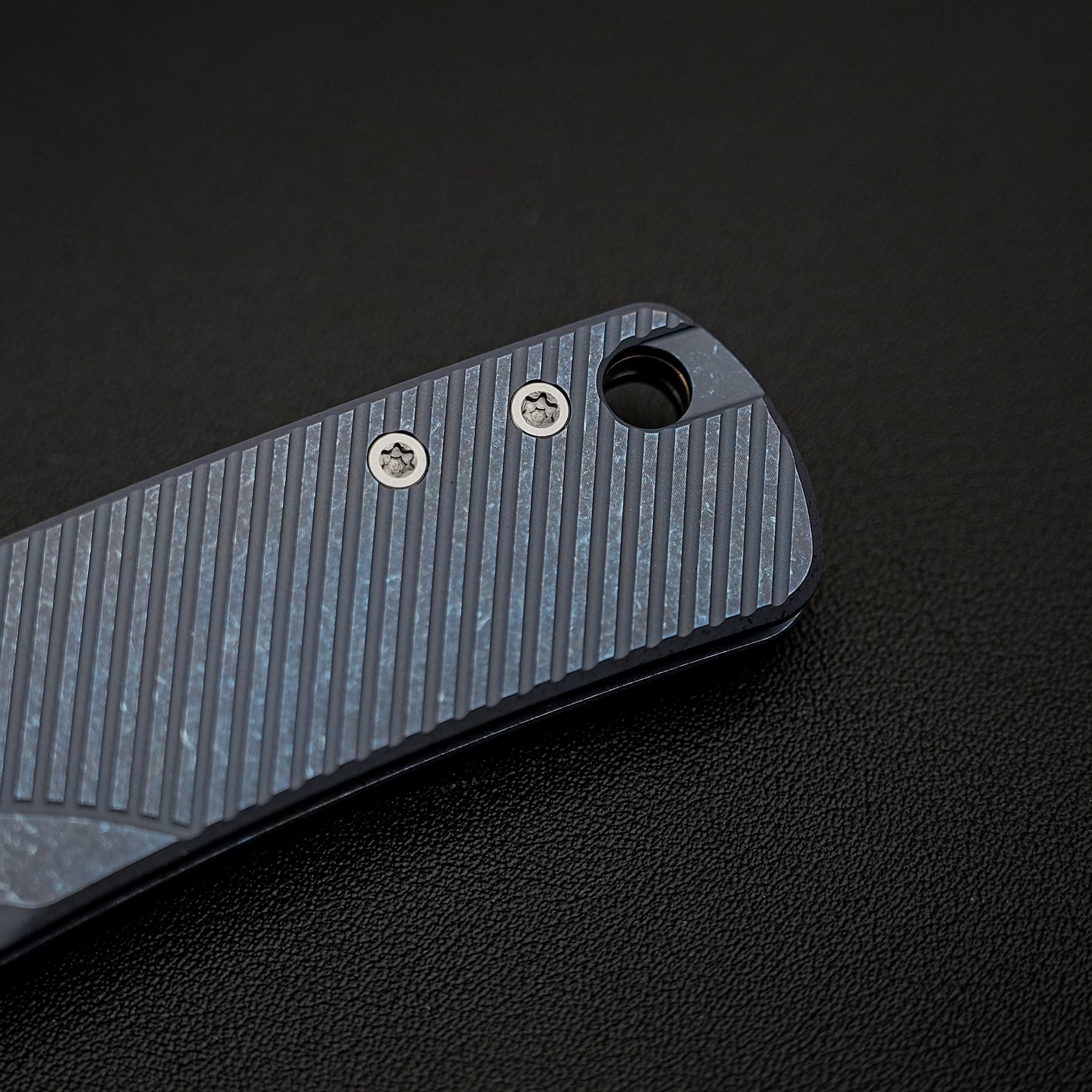 Porcupine TiSlim™ - Top Liner Lock (3.04" 154CM Blade & Titanium Handle) - A4803
