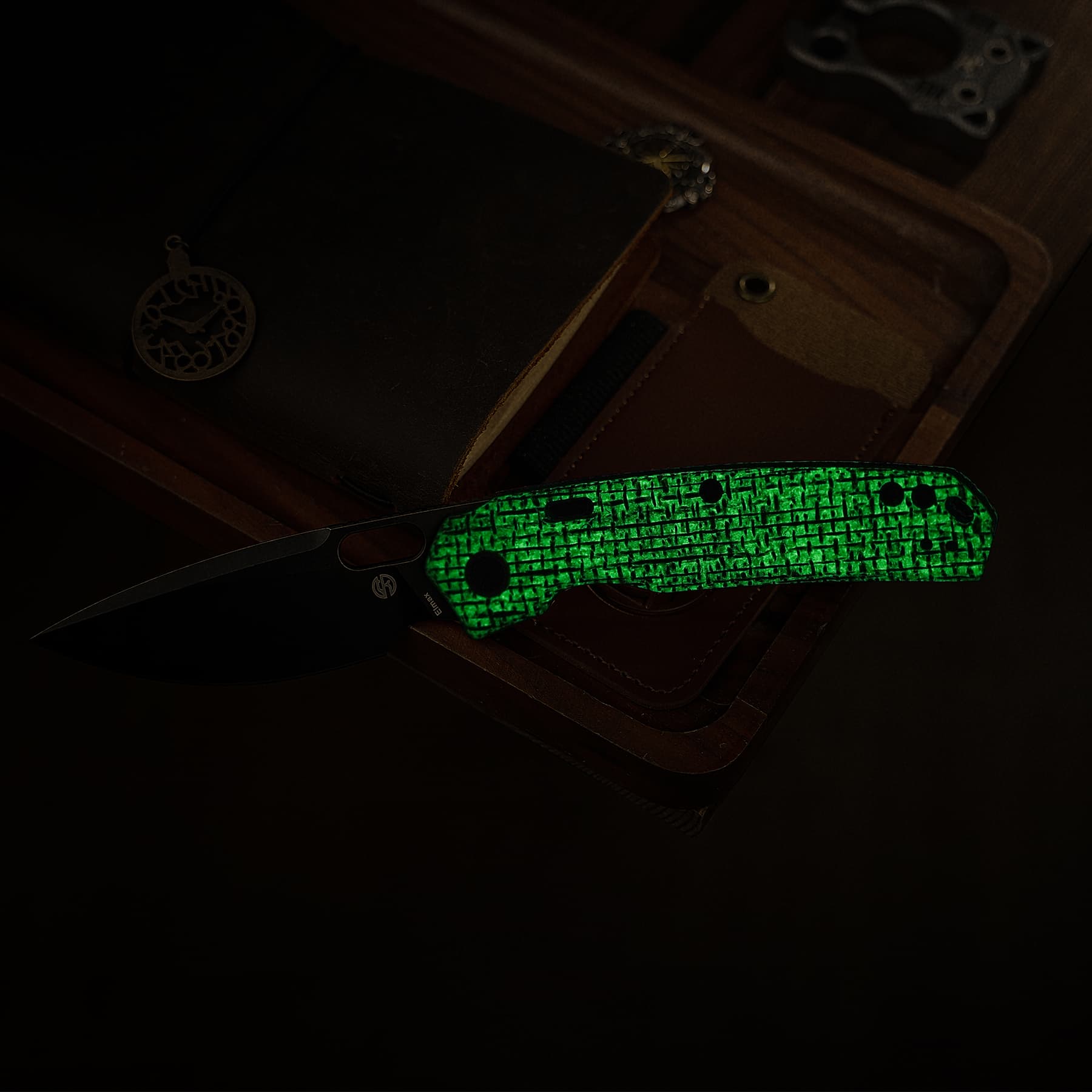 Psyop - Top Liner Lock Knife (3.32" Elmax Blade & Glow-in-the-Dark Micarta Handle) - A2237