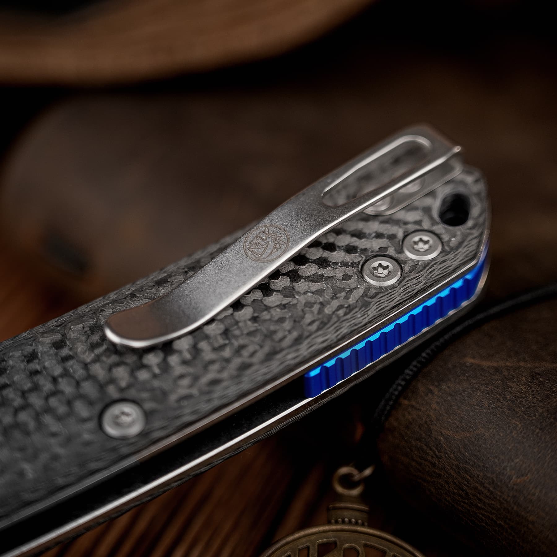 Psyop - Top Liner Lock (3.32" Elmax Blade & Carbon Fiber Handle) - A2236