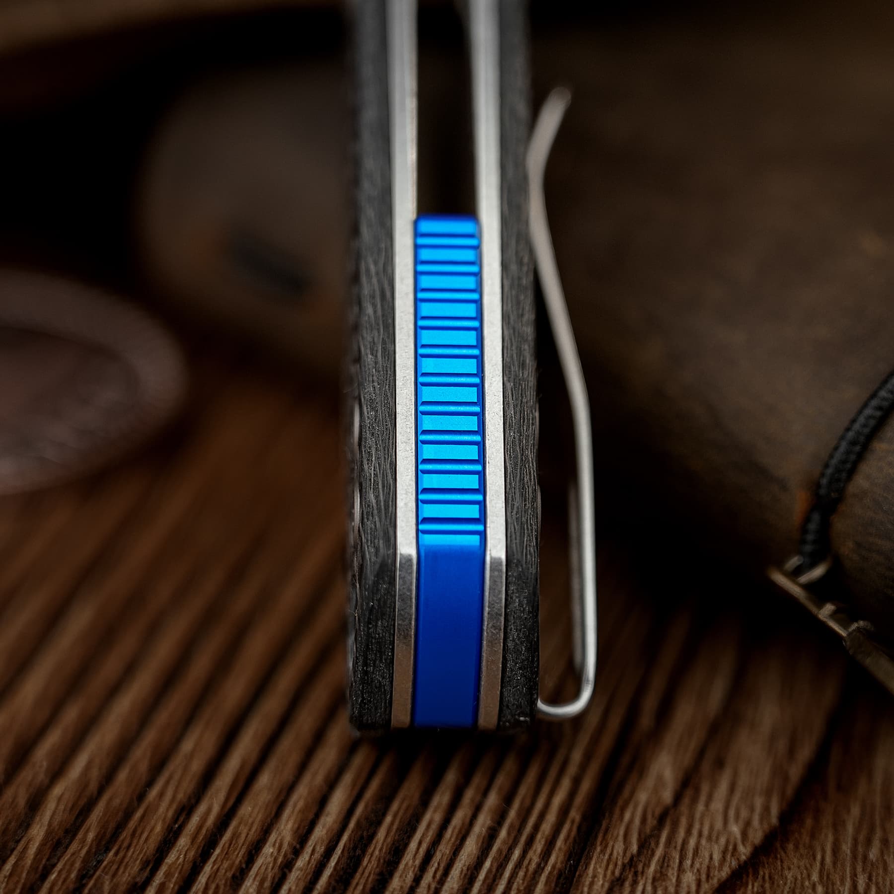 Psyop - Top Liner Lock (3.32" Elmax Blade & Carbon Fiber Handle) - A2236
