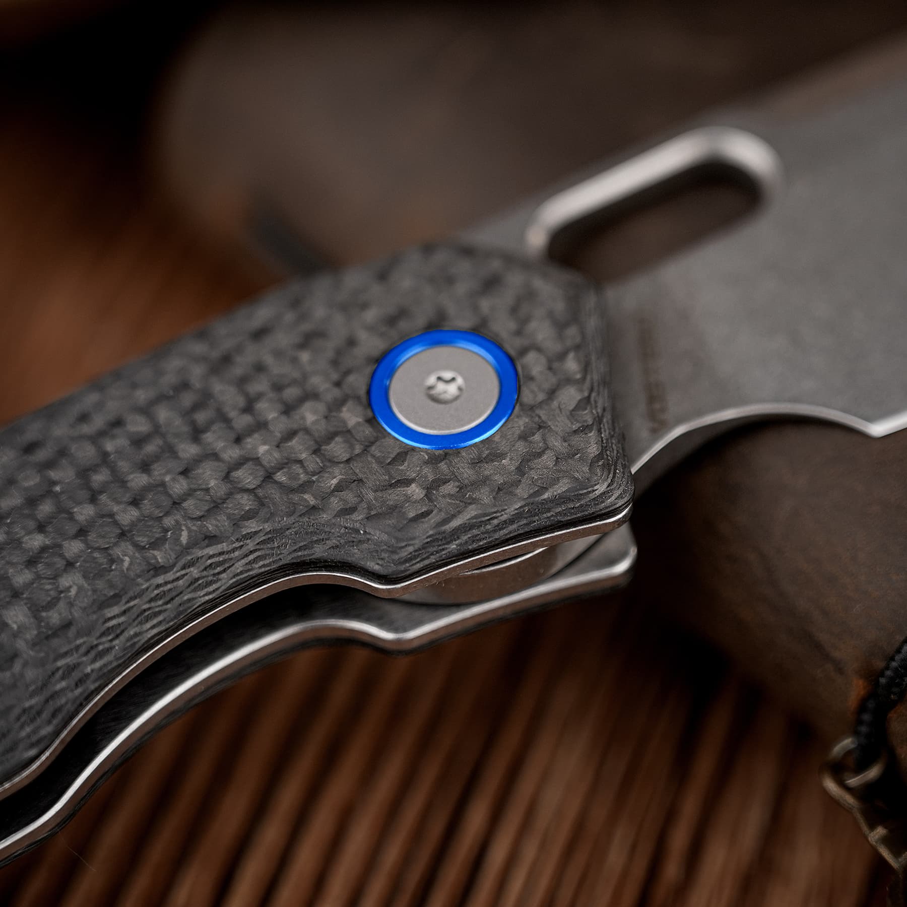 Psyop - Top Liner Lock (3.32" Elmax Blade & Carbon Fiber Handle) - A2236