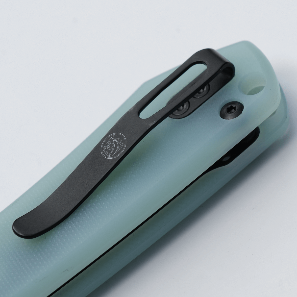 Vosteed Raccoon Knife - Jade G10 Handle and Black Pocket Clip