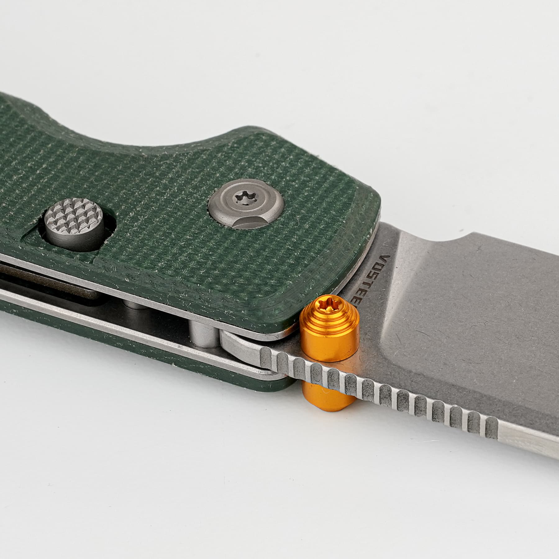 Raccoon® 2.0 - Top Liner Lock (3.25" 14C28N Blade & Micarta Handle) - A2904