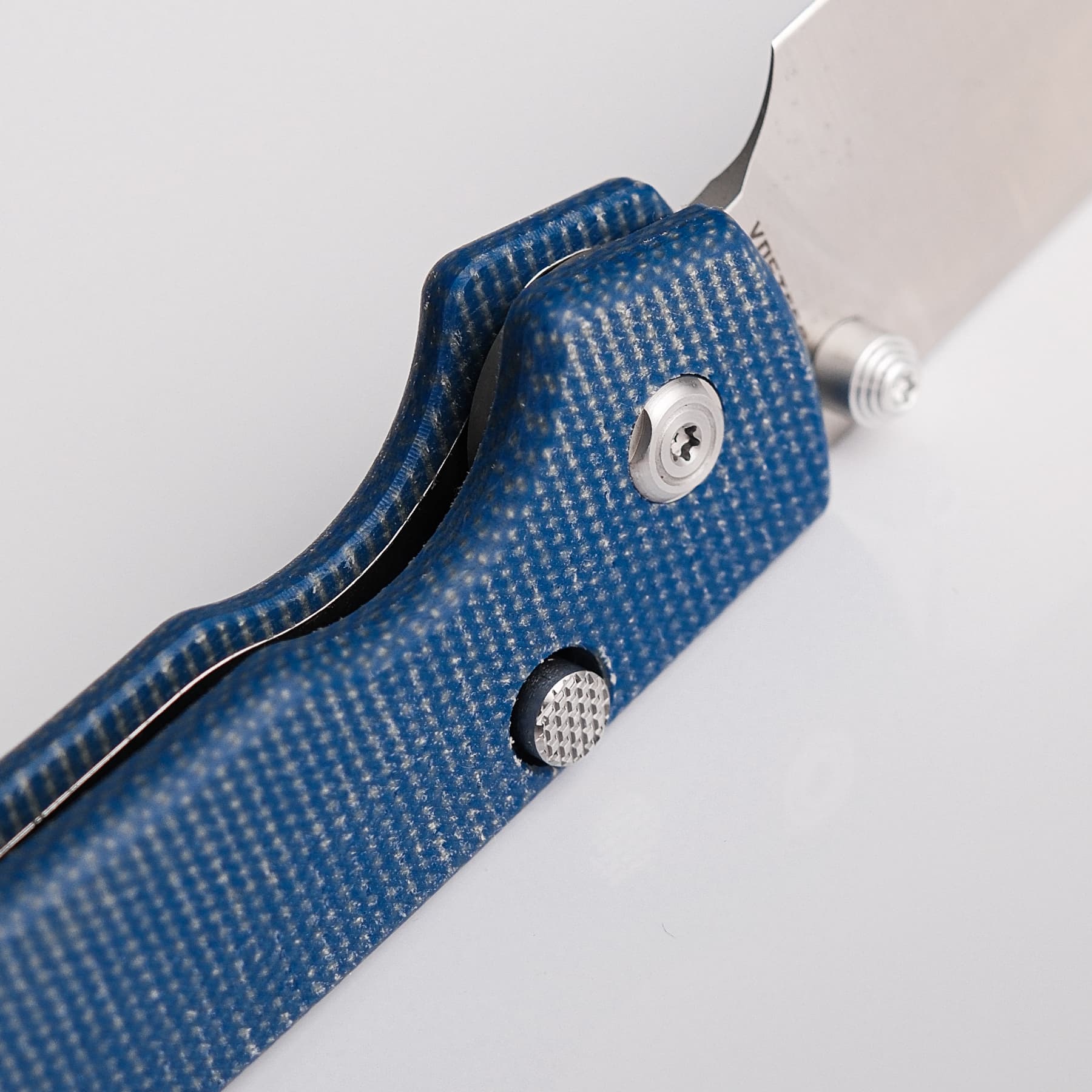 Raccoon® - Top Liner Lock (3.25" 14C28N Blade & Micarta Handle) - A2905