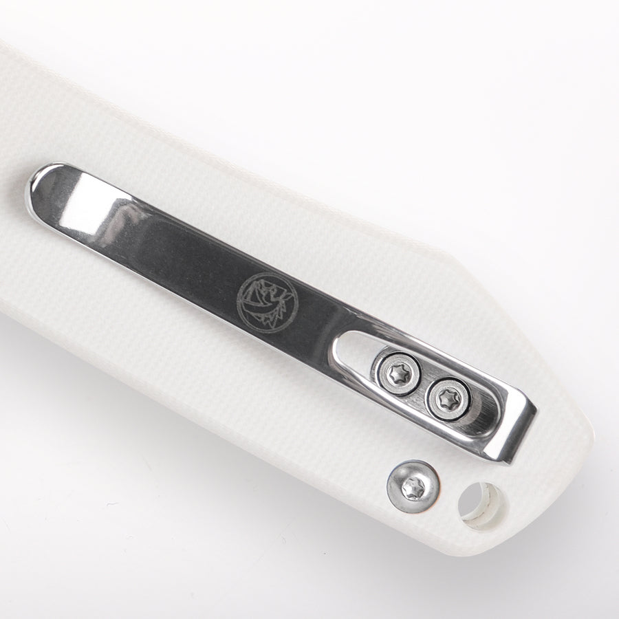 Vosteed Raccoon knife: Close-up of pocket clip and G10 handle