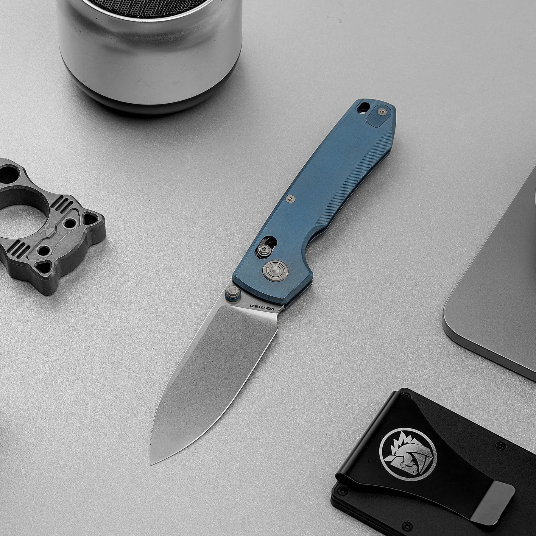 Raccoon® TiSlim™ - Crossbar Lock (3.18" 154CM Blade & Titanium Handle) - A4502