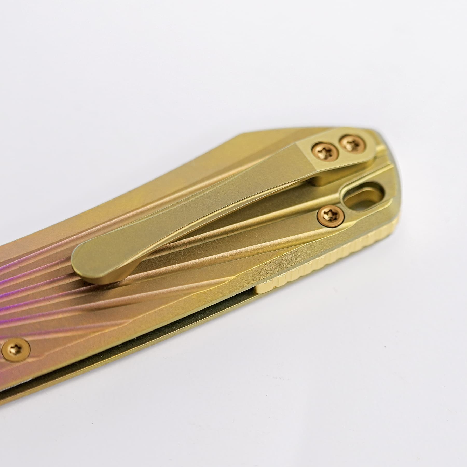 Raccoon TiSlim™ - Crossbar Lock (3.18" MagnaCut Blade & Titanium Handle) - A4512 (KnifeCenter Exclusive)