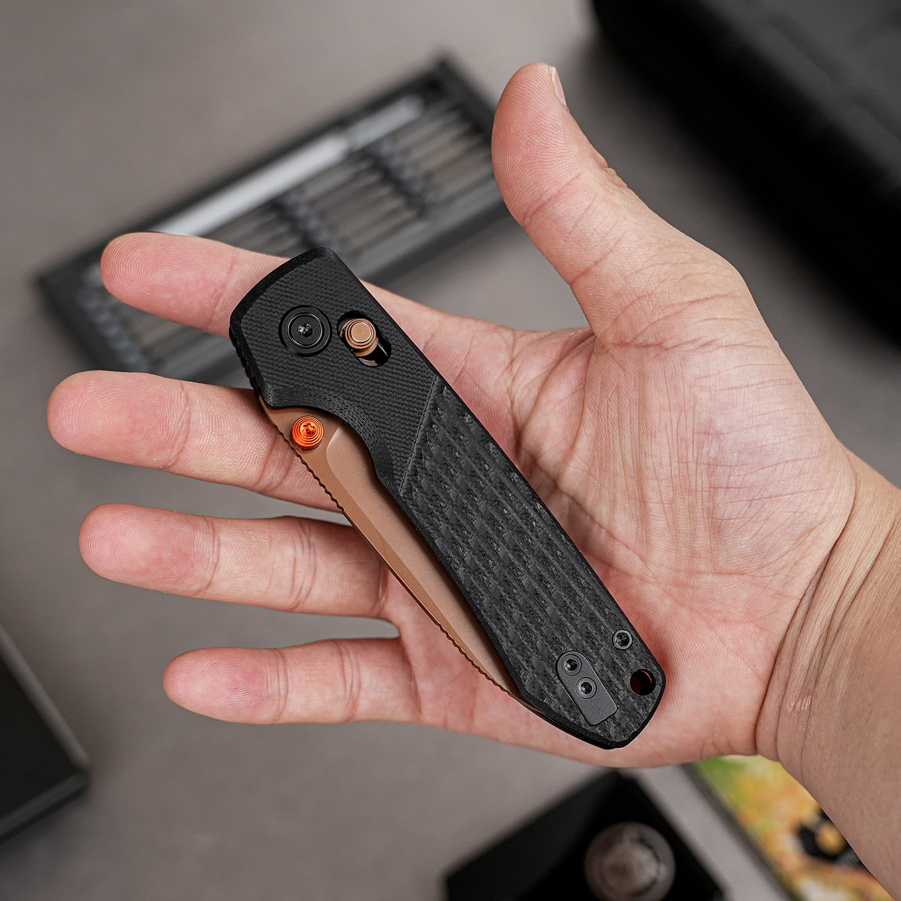 Coming Soon - Raccoon 2.0 - Crossbar Lock (3.17" Nitro-V Blade & G10 Handle) - A4901