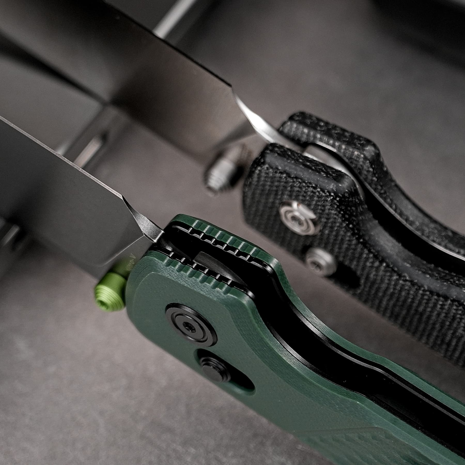Coming Soon - Raccoon 2.0 - Crossbar Lock (3.17" Nitro-V Blade & G10 Handle) - A4902