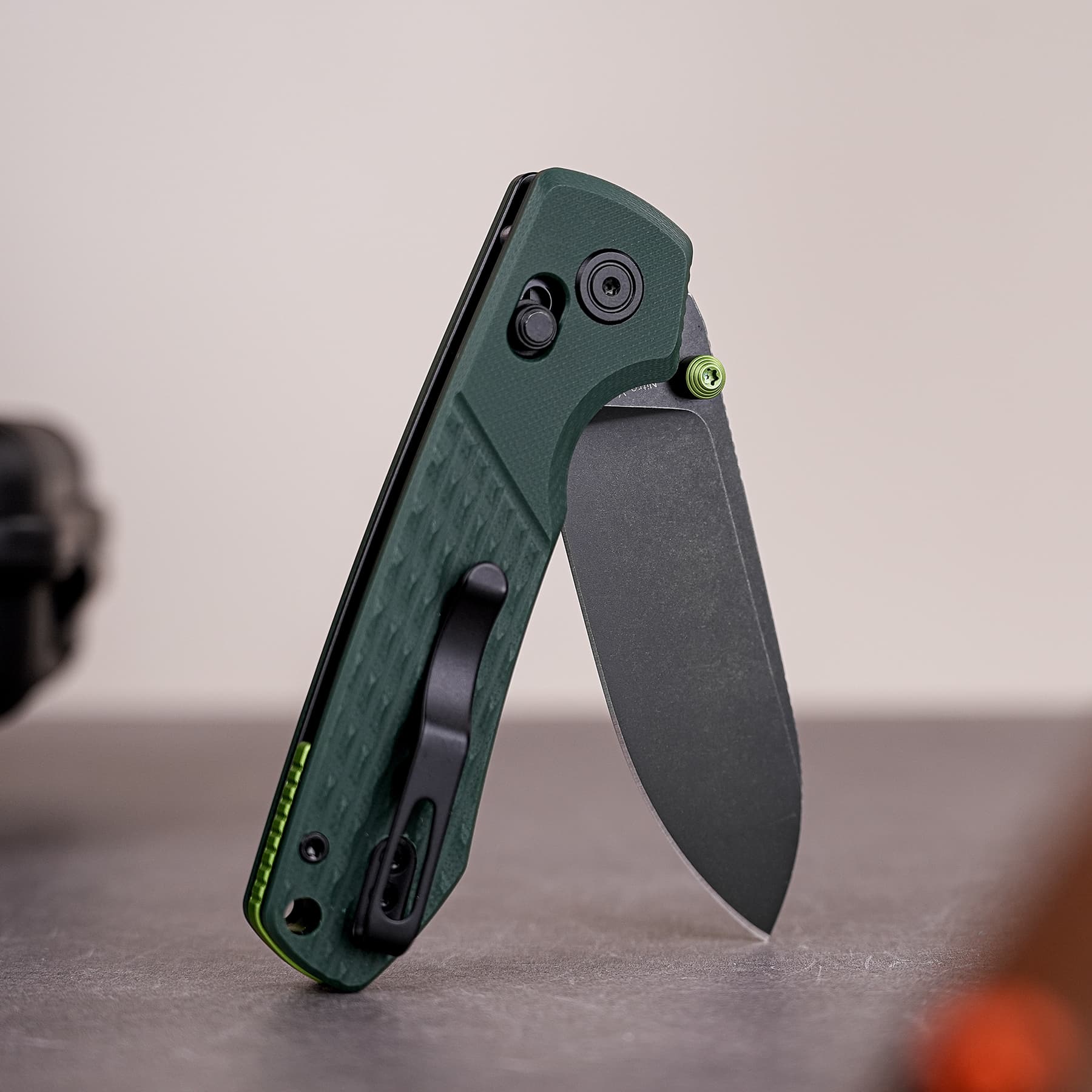 Coming Soon - Raccoon 2.0 - Crossbar Lock (3.17" Nitro-V Blade & G10 Handle) - A4902