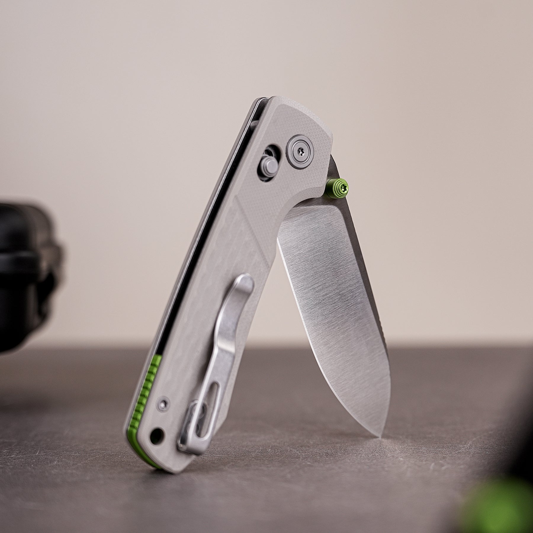Coming Soon - Raccoon 2.0 - Crossbar Lock (3.17" Nitro-V Blade & G10 Handle) - A4904