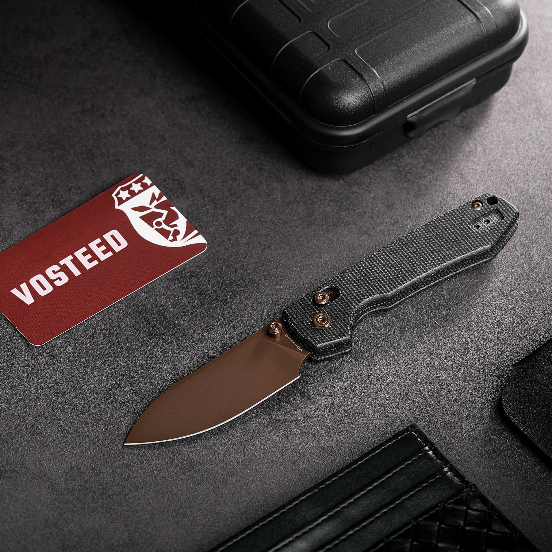 Vosteed Raccoon knife, with Vosteed card and accessories