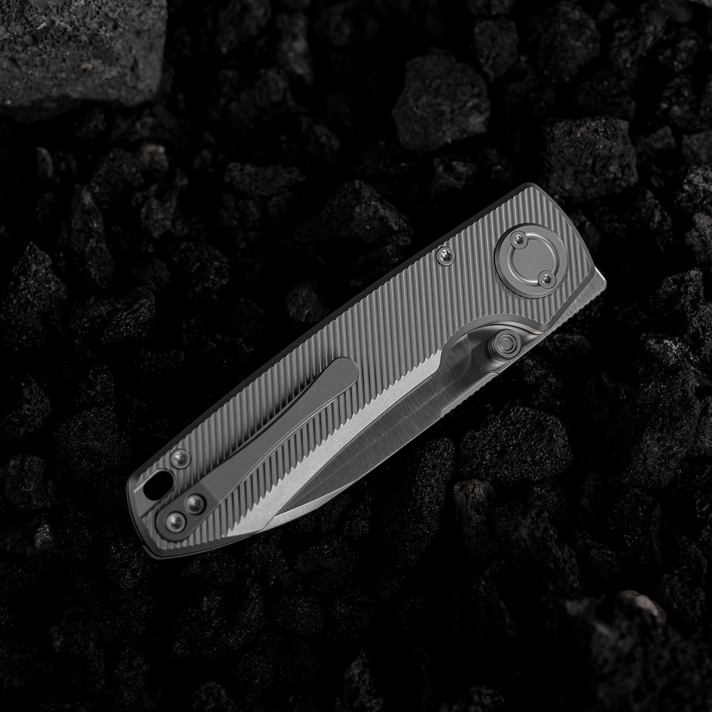 Raccoon® V -Vanchor Lock® (3.22" M390 Blade & Titanium Handle) - A4003