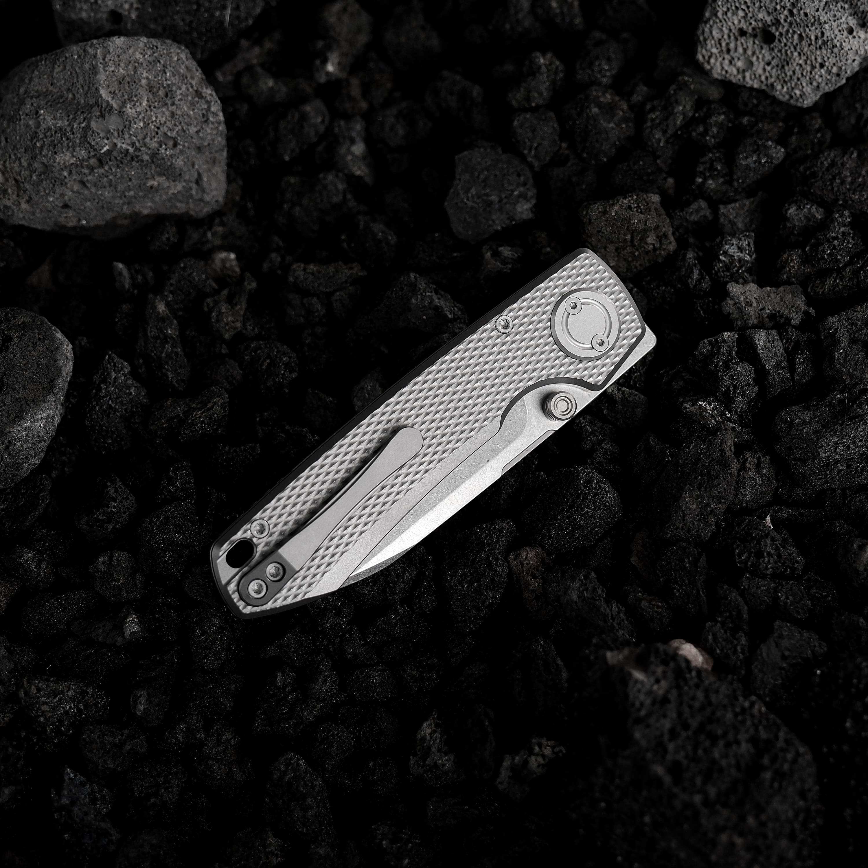 Raccoon® V -Vanchor Lock® (3.22" M390 Blade & Titanium Handle) - A4001