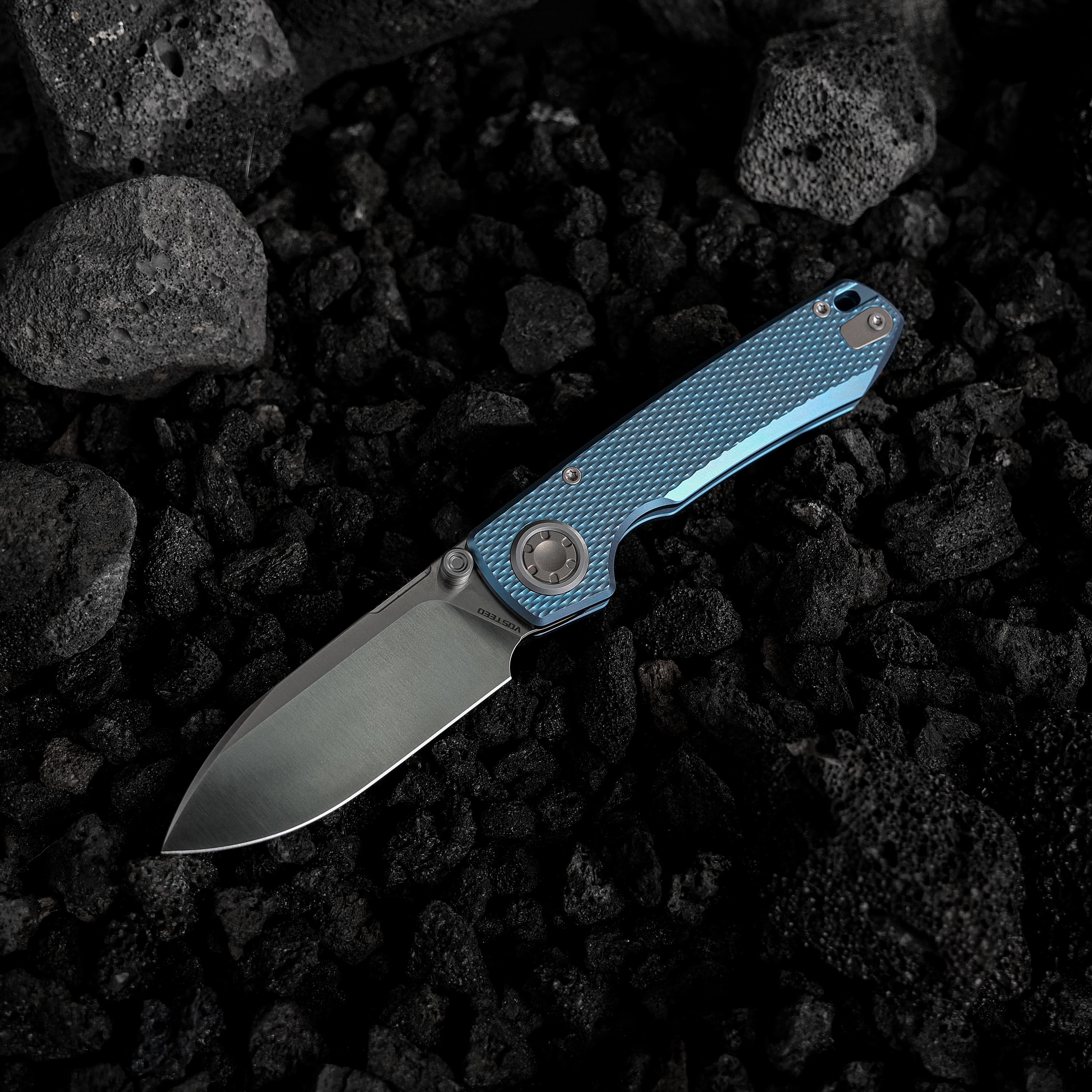 Raccoon® V -Vanchor Lock® (3.22" M390 Blade & Titanium Handle) - A4002