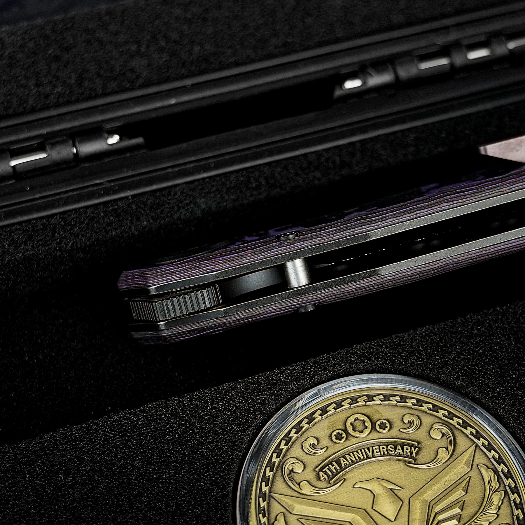 Coming Soon - Thunderbird V- Vanchor Lock® (3.46" M390 Blade & FatCarbon Handle) - A0319