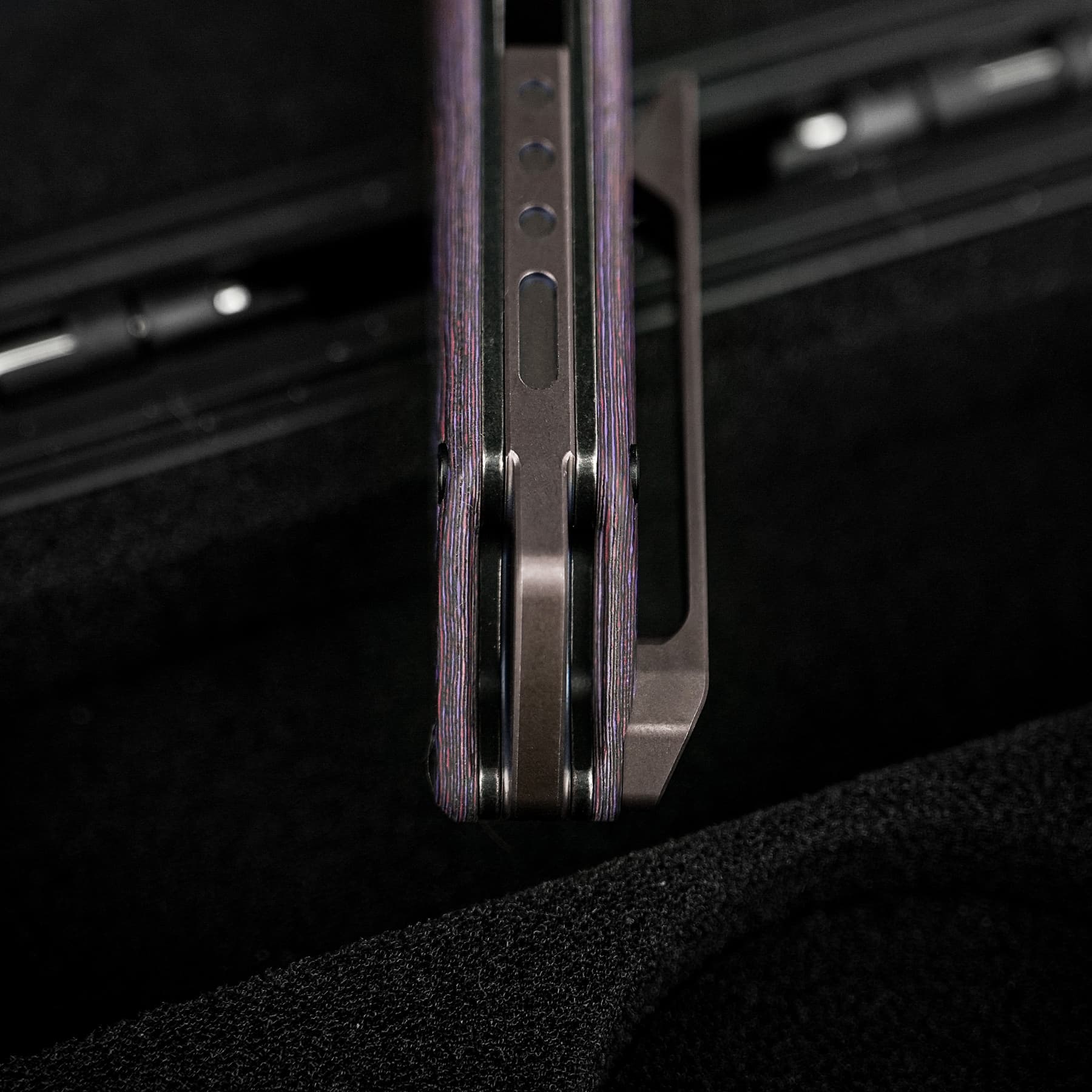 Coming Soon - Thunderbird V- Vanchor Lock® (3.46" M390 Blade & FatCarbon Handle) - A0319