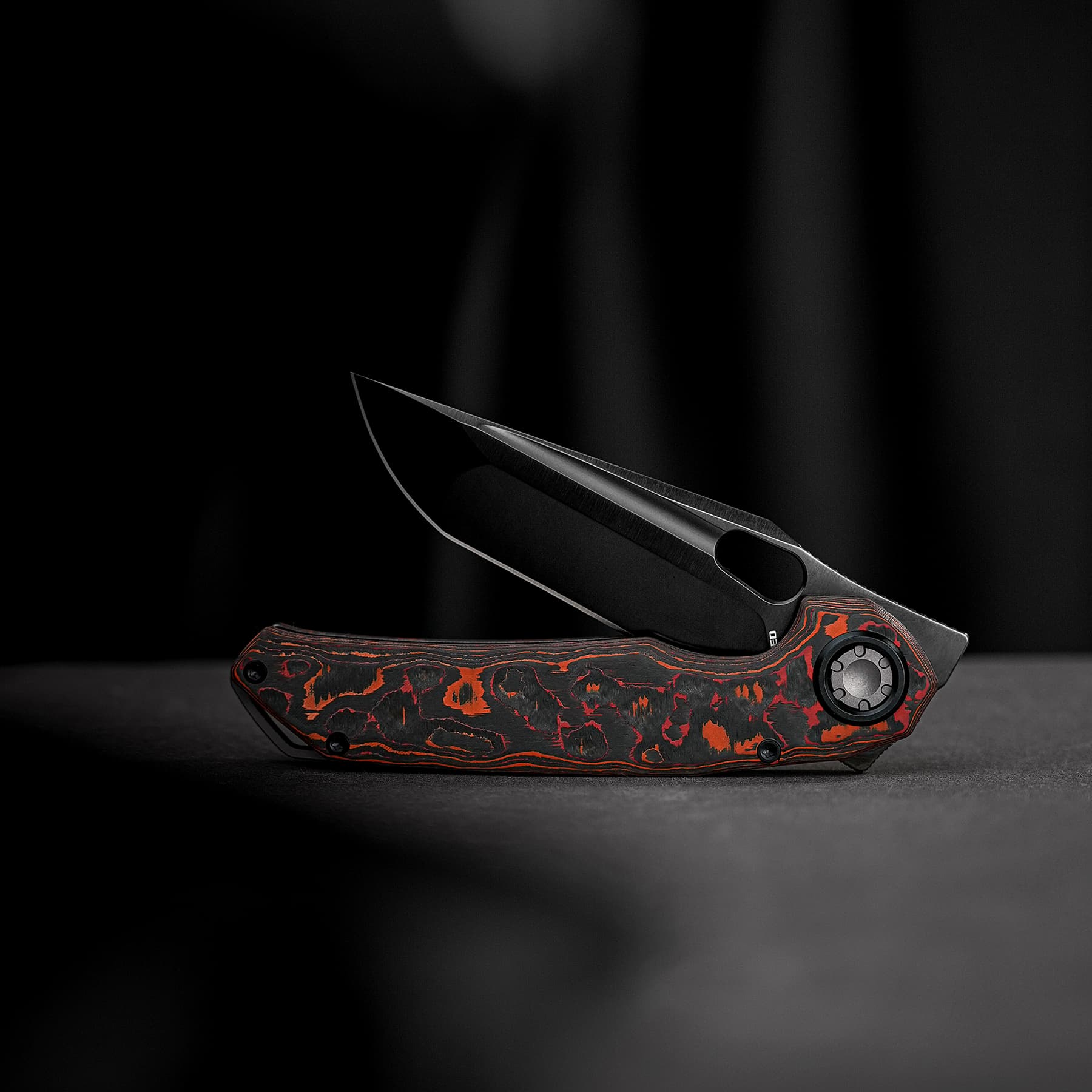 Coming Soon - Thunderbird V- Vanchor Lock® (3.46" M390 Blade & FatCarbon Handle) - A0320