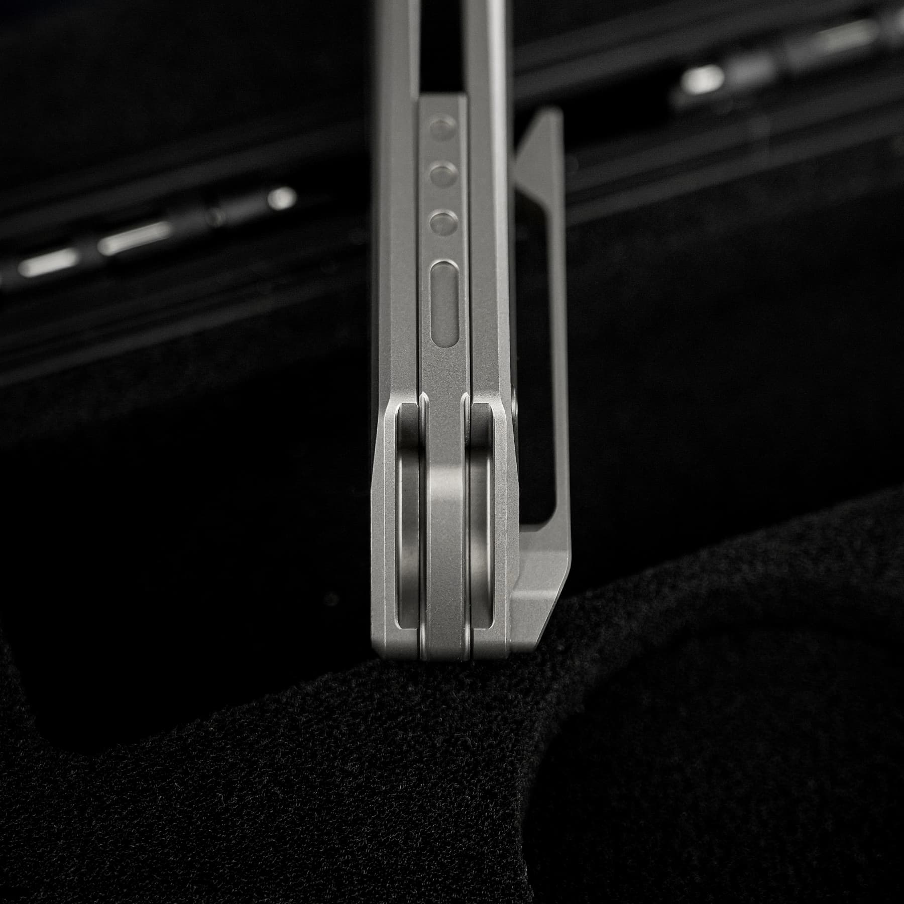 Coming Soon - Thunderbird V- Vanchor Lock® (3.46" M390 Blade & Titanium Handle) - A0324