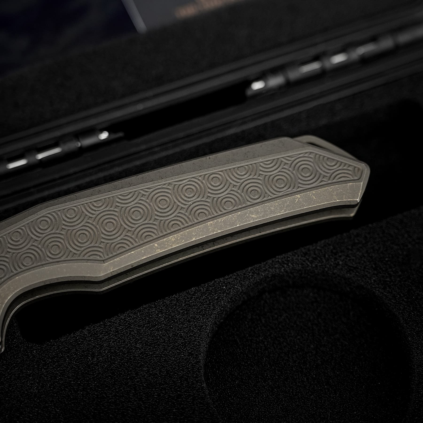 Coming Soon - Thunderbird V- Vanchor Lock® (3.46" M390 Blade & Titanium Handle) - A0325