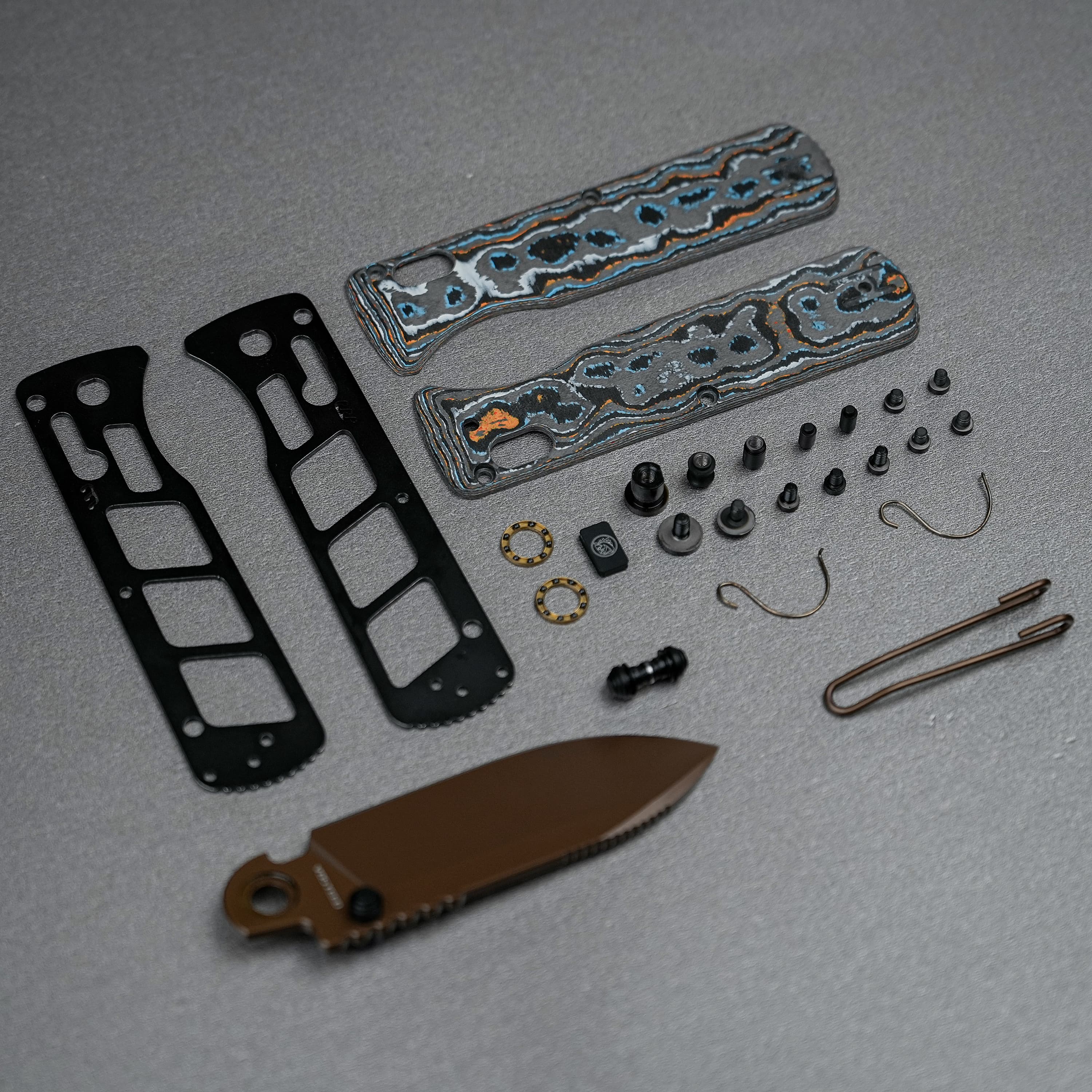 Vombat Handle Scales Kits- W0102