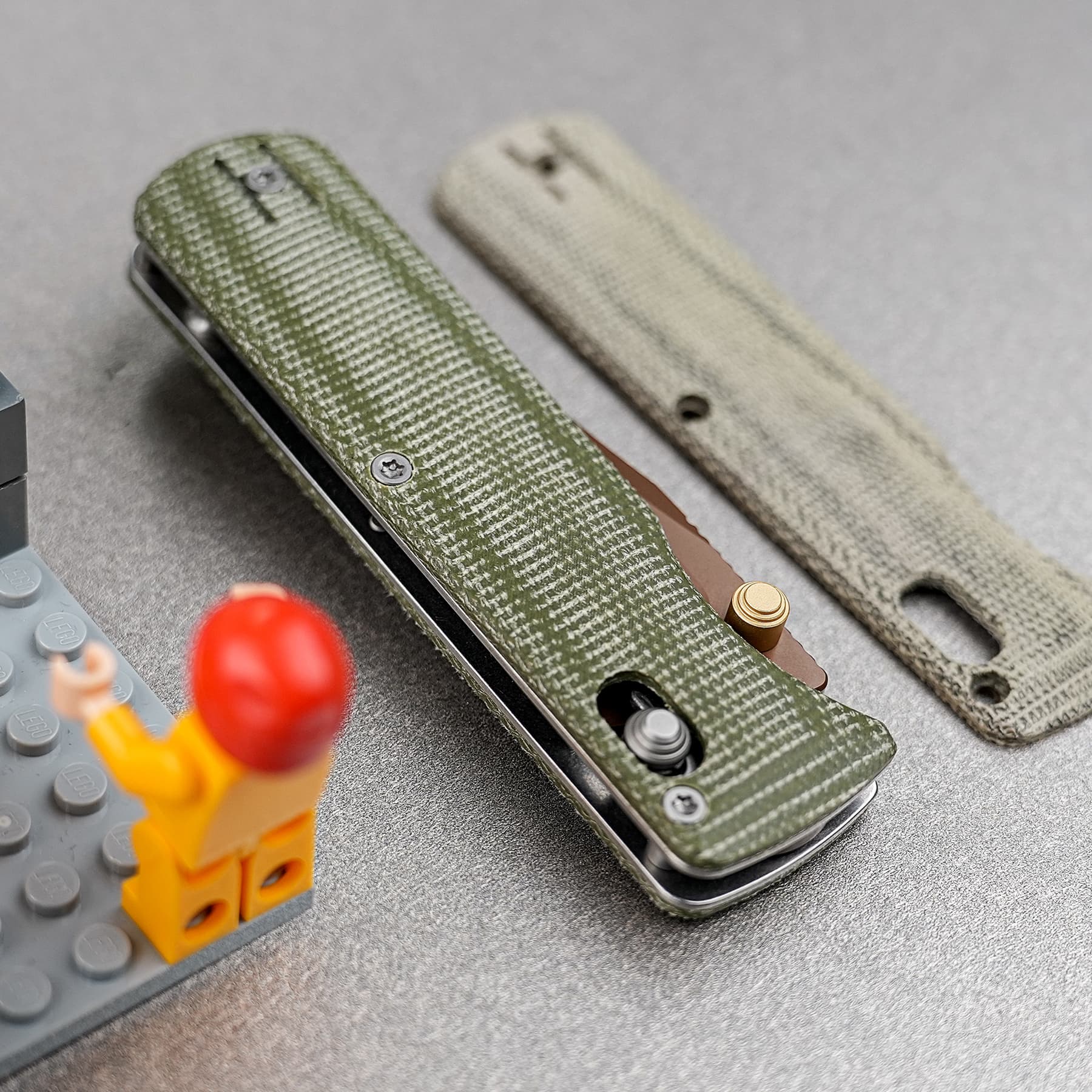 Coming Soon - Vombat - Crossbar Lock (2.92" 14C28N Blade & Micarta Handle) - A4111