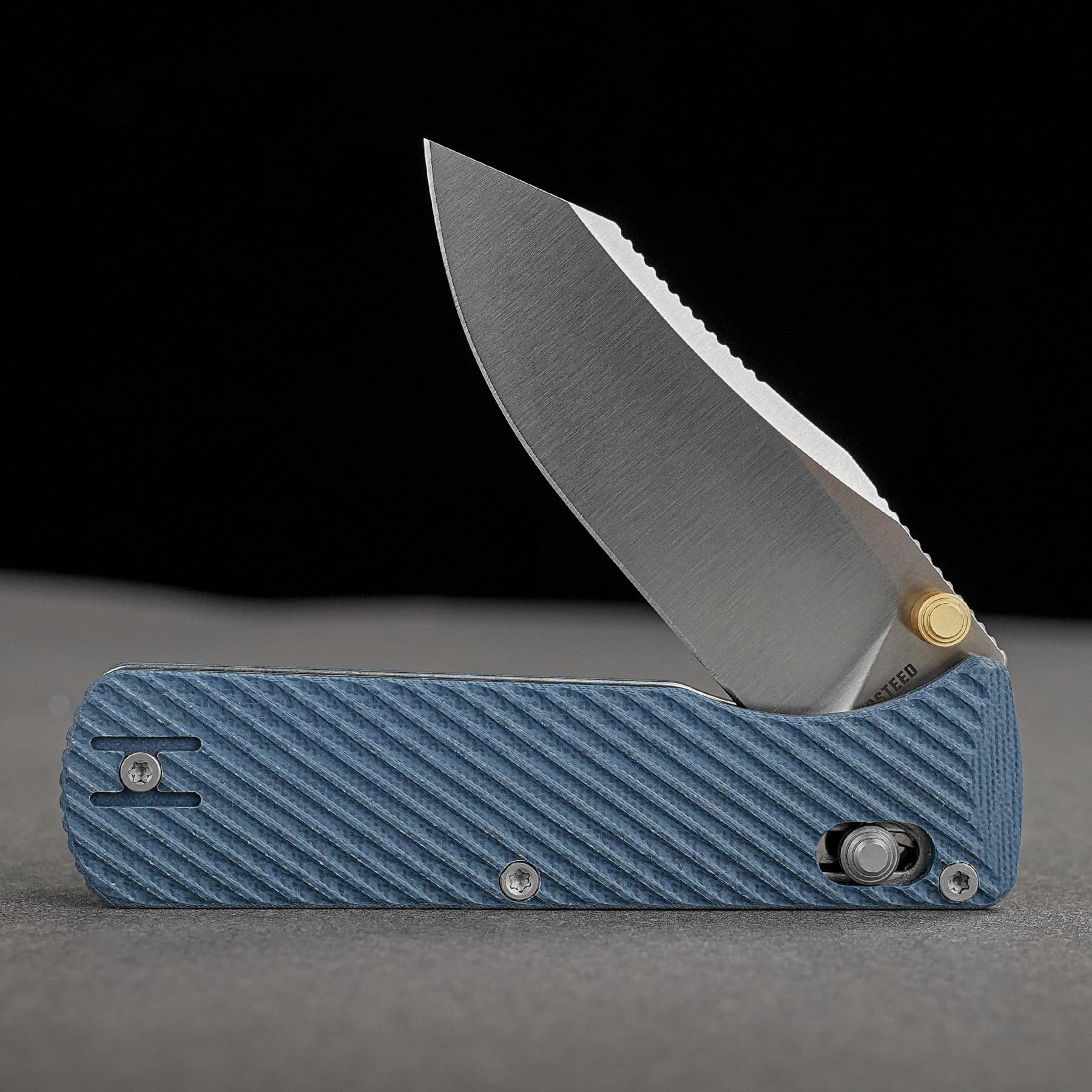 Coming Soon - Vombat - Crossbar Lock (2.92" 14C28N Blade & G10 Handle) - A4112