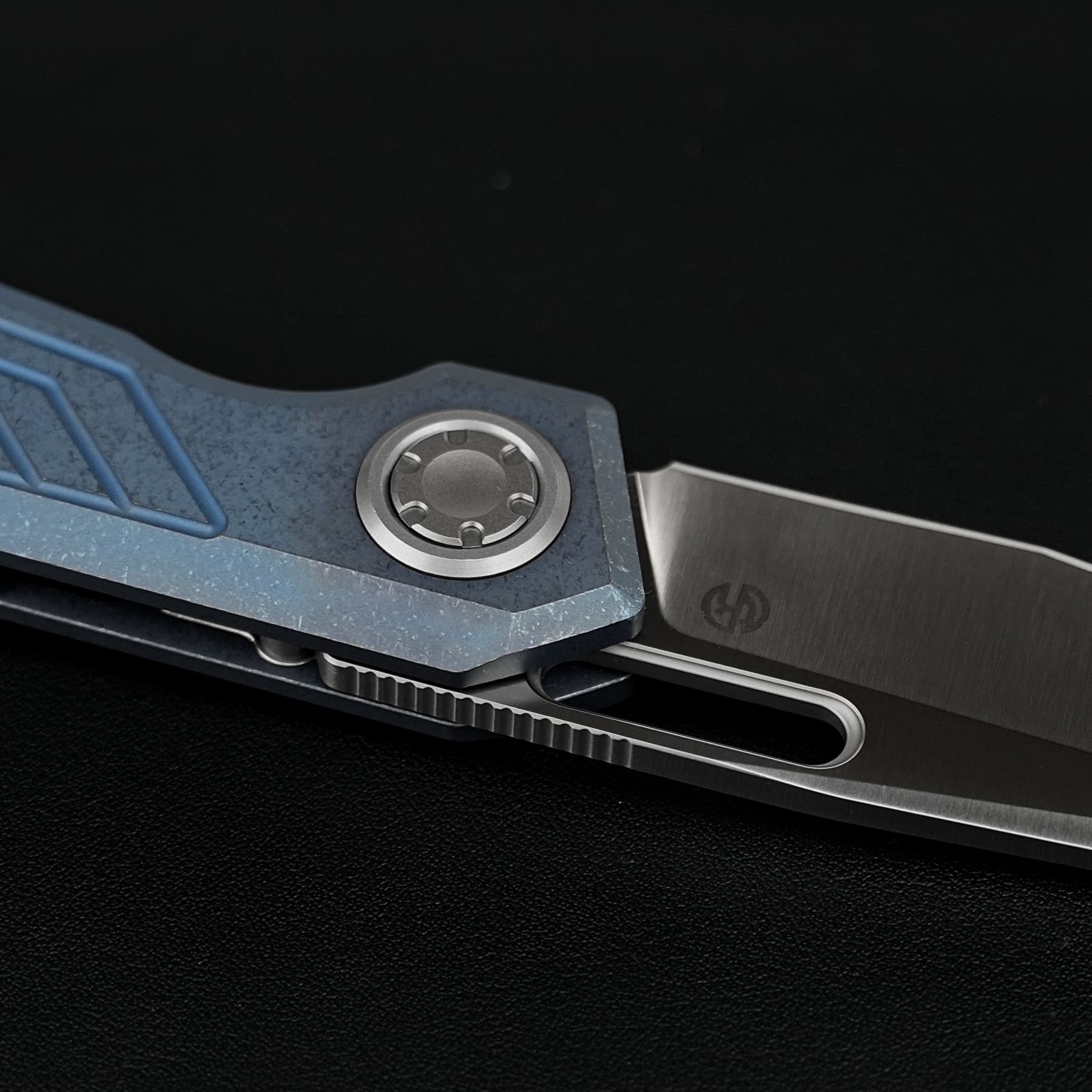 Xeno -Vanchor Lock® (3.23" Vanax Blade & Titanium Handle) - A3802