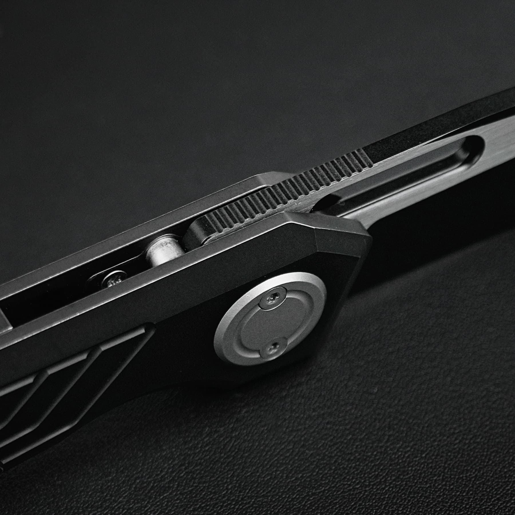 Xeno -Vanchor Lock® (3.23" Vanax Blade & Titanium Handle) - A3803